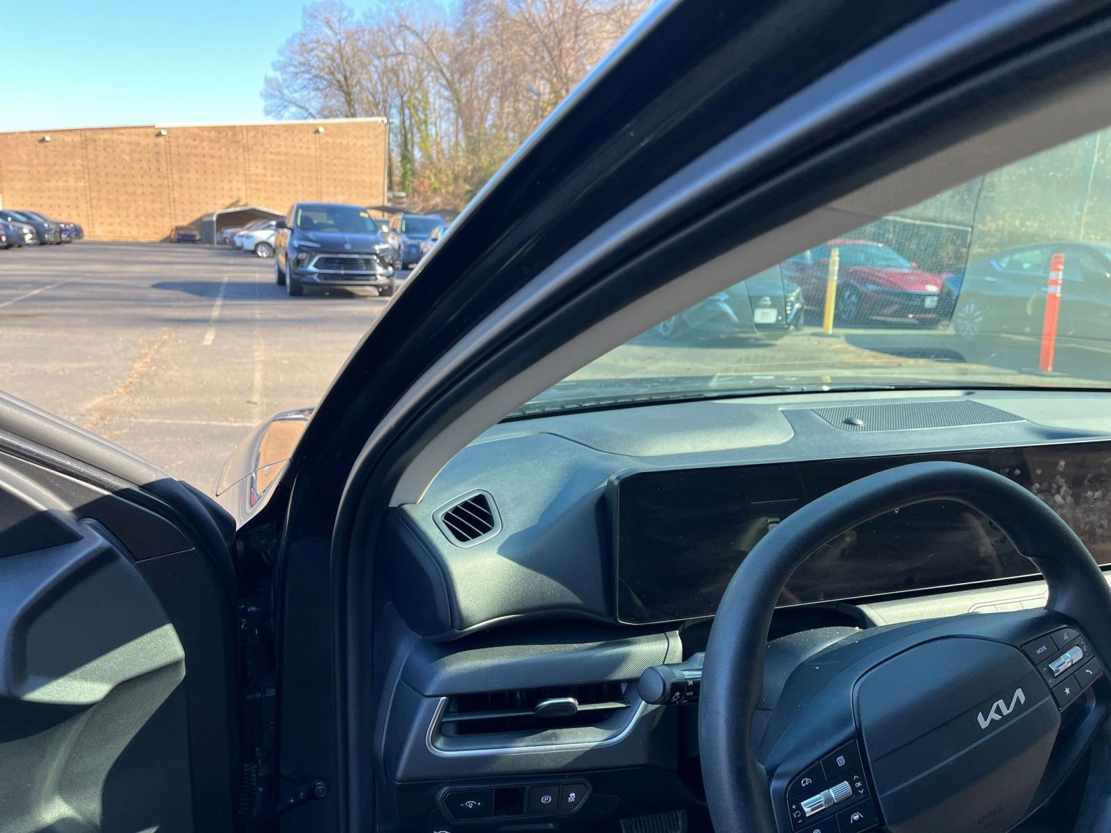 Thumbnail: 2025 Kia K4 - 33