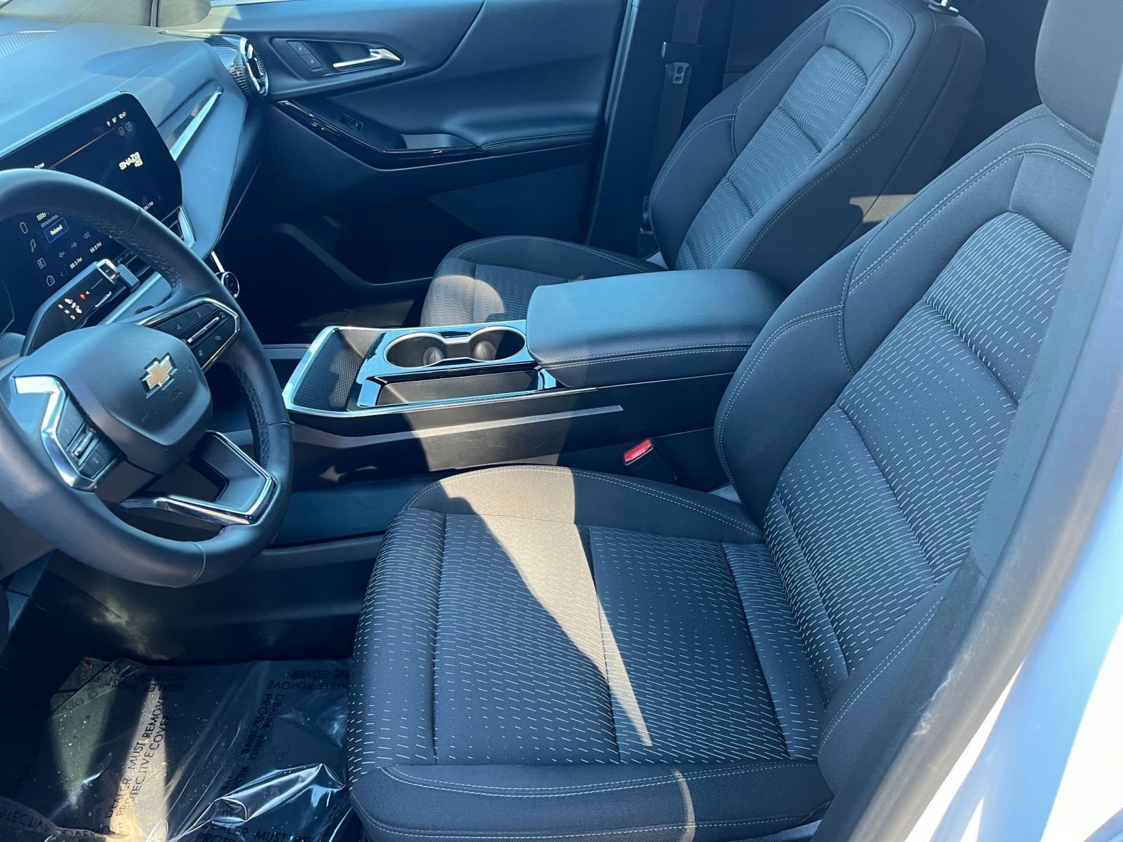 Thumbnail: 2025 Chevrolet Equinox - 23