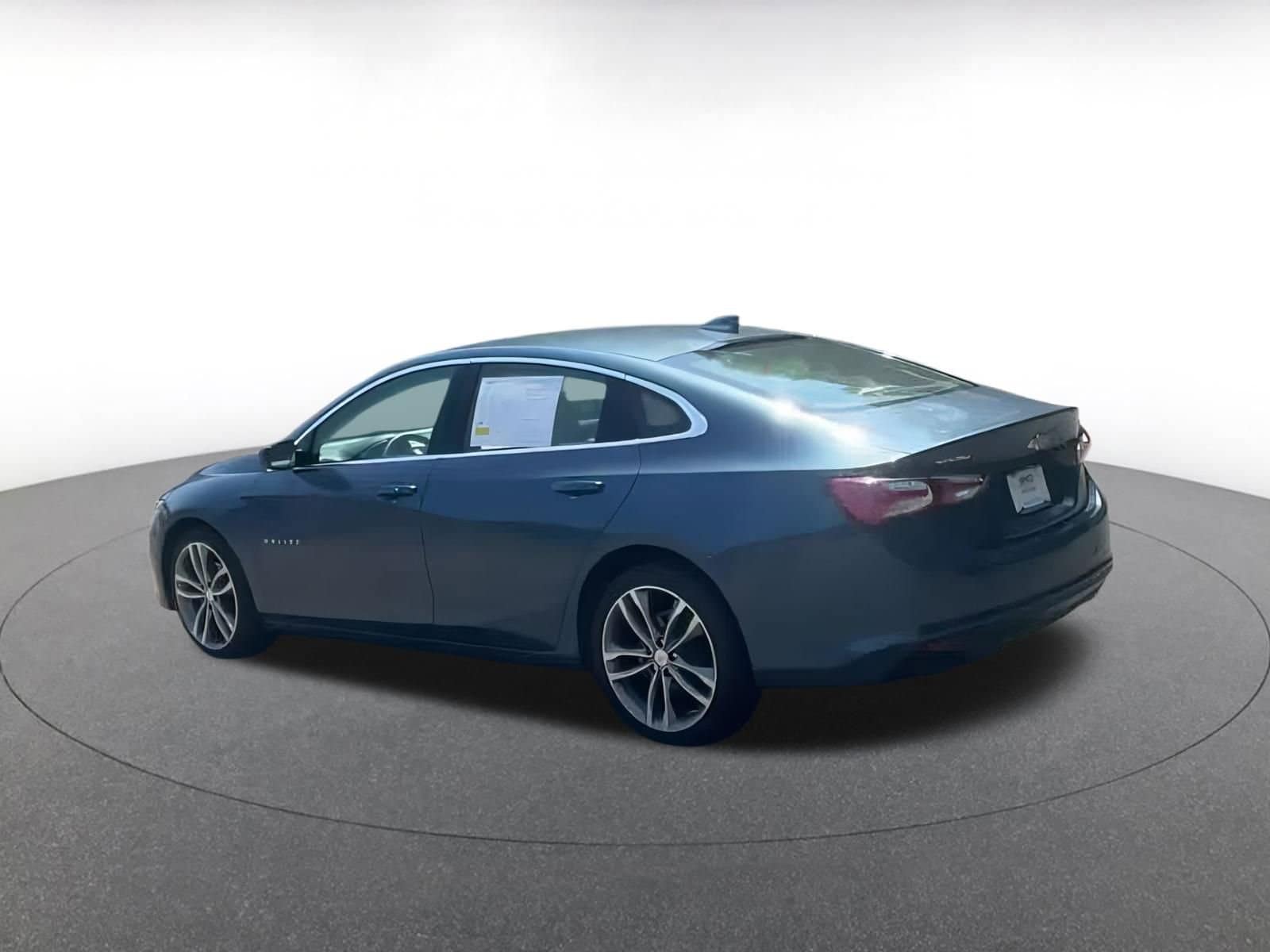 Thumbnail: 2024 Chevrolet Malibu - 10