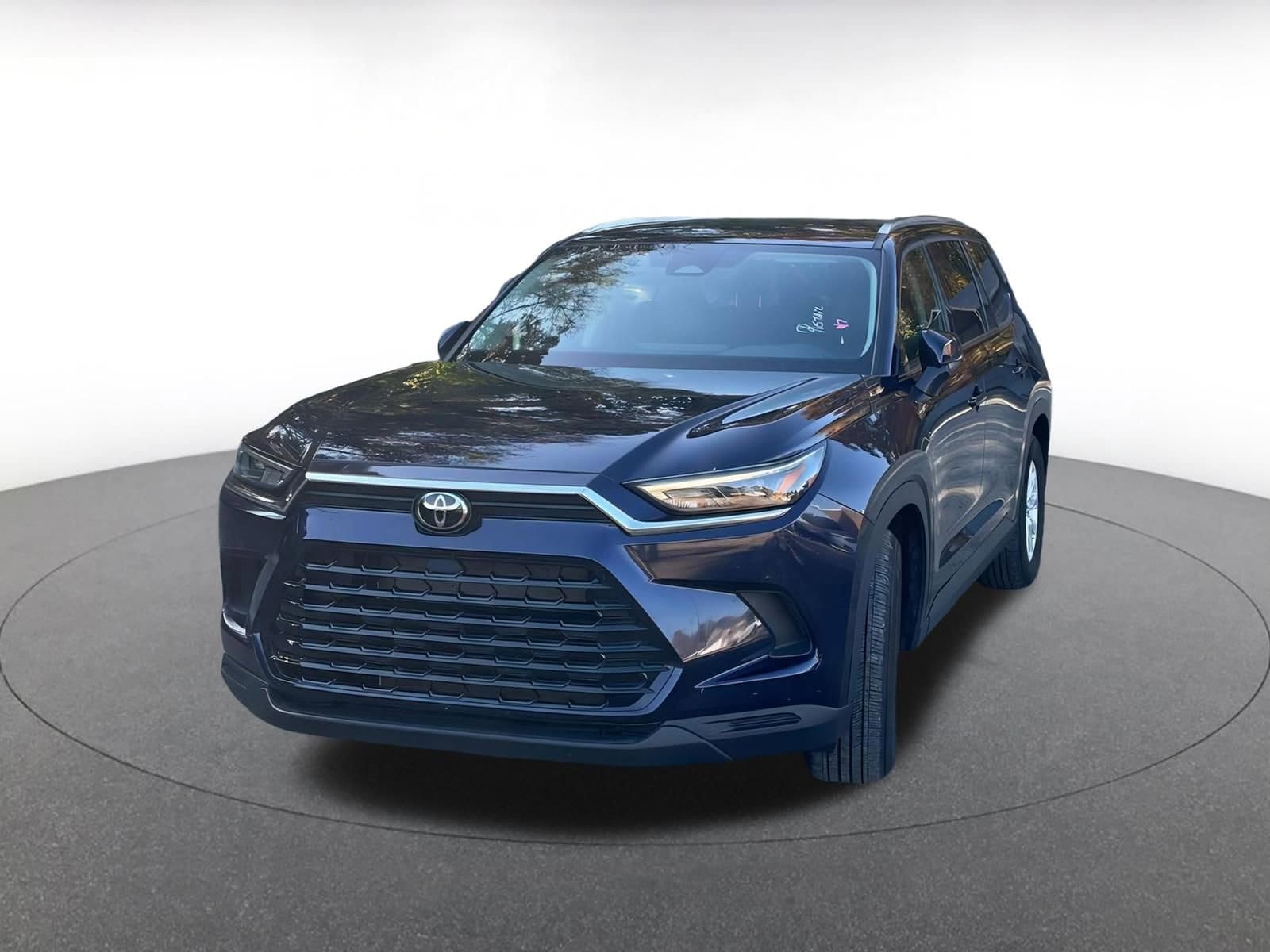 Thumbnail: 2025 Toyota Grand Highlander - 4