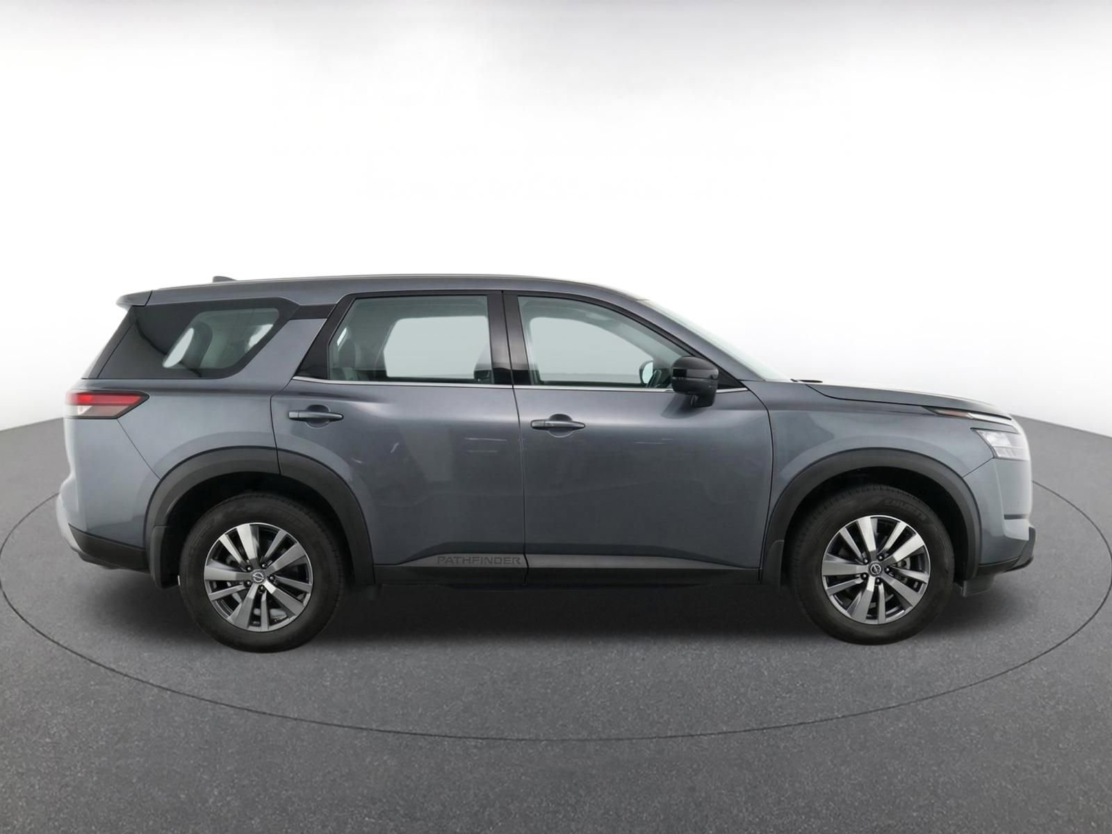 Thumbnail: 2025 Nissan Pathfinder - 8