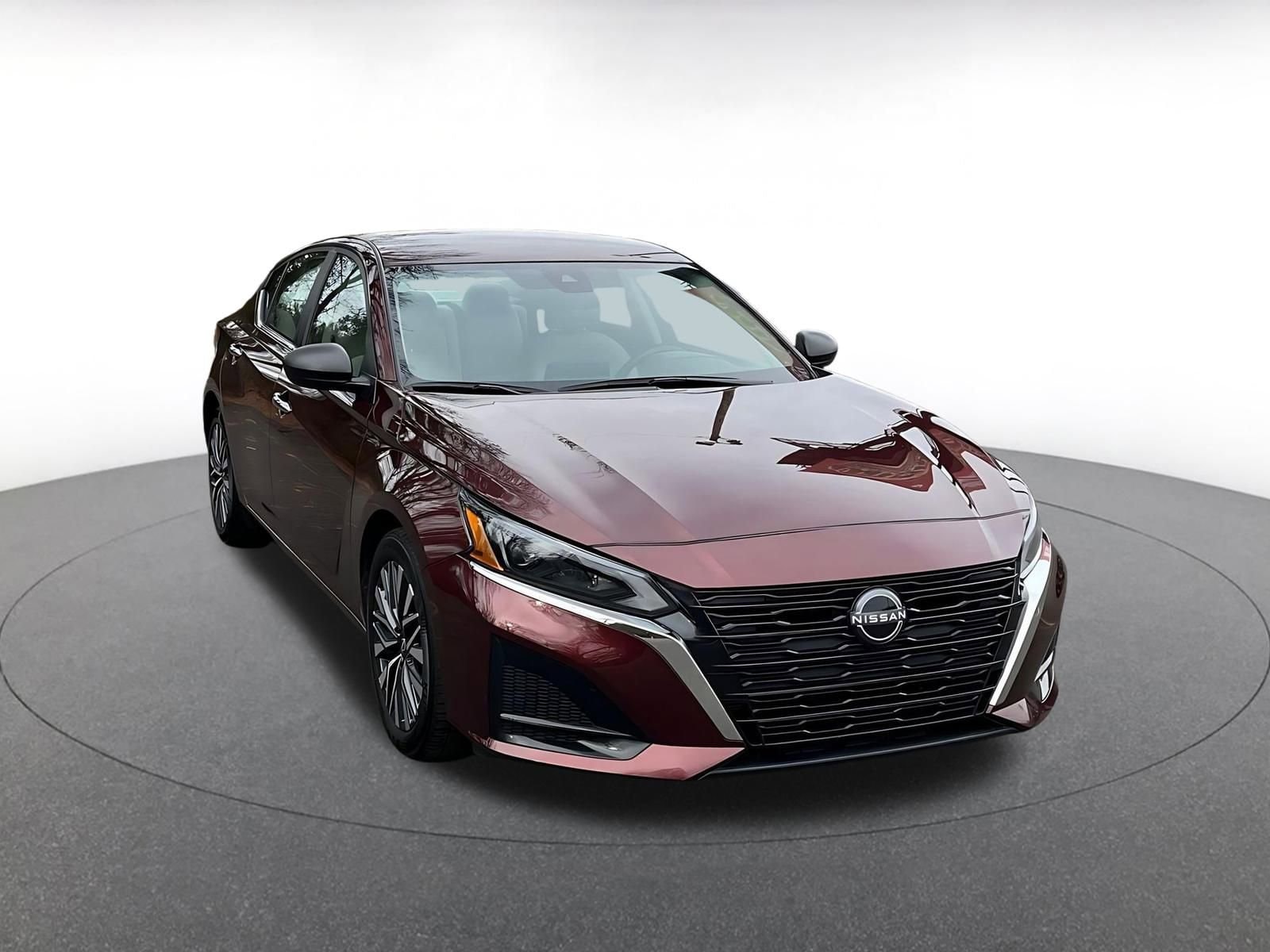 Thumbnail: 2025 Nissan Altima - 1