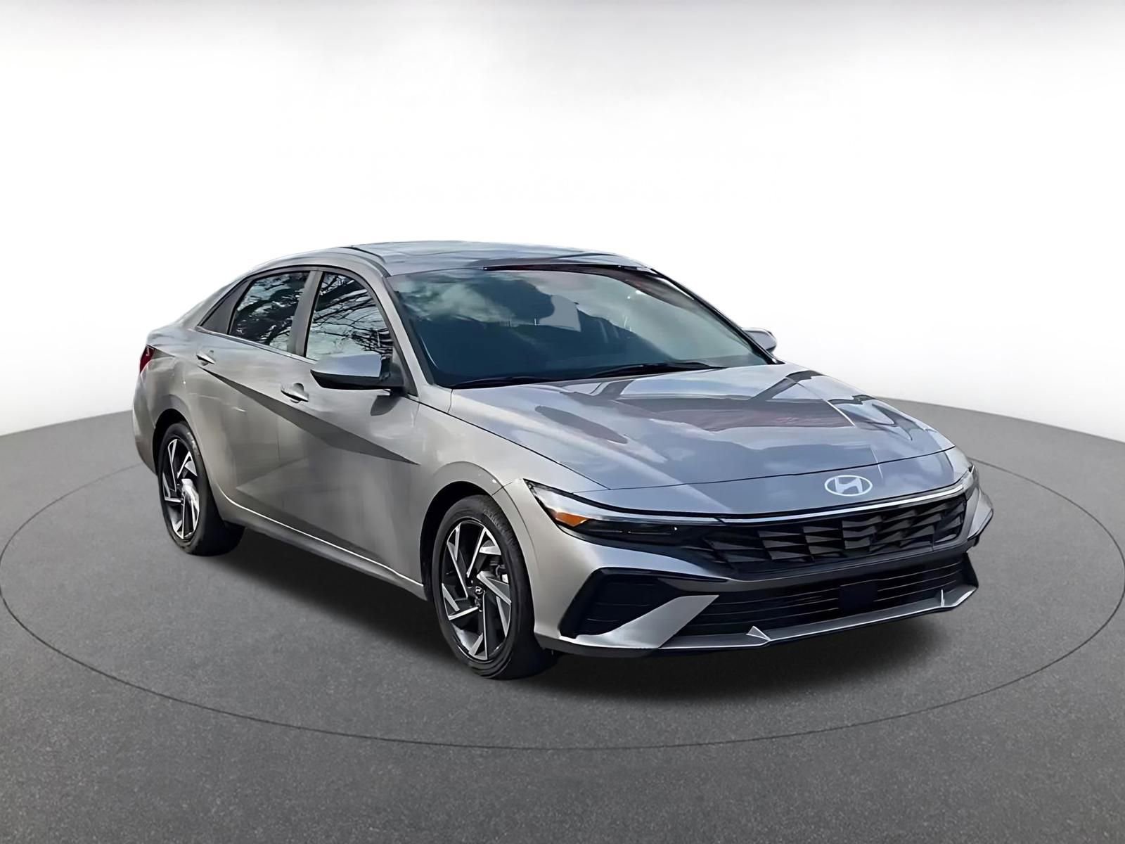 Thumbnail: 2025 Hyundai Elantra - 3