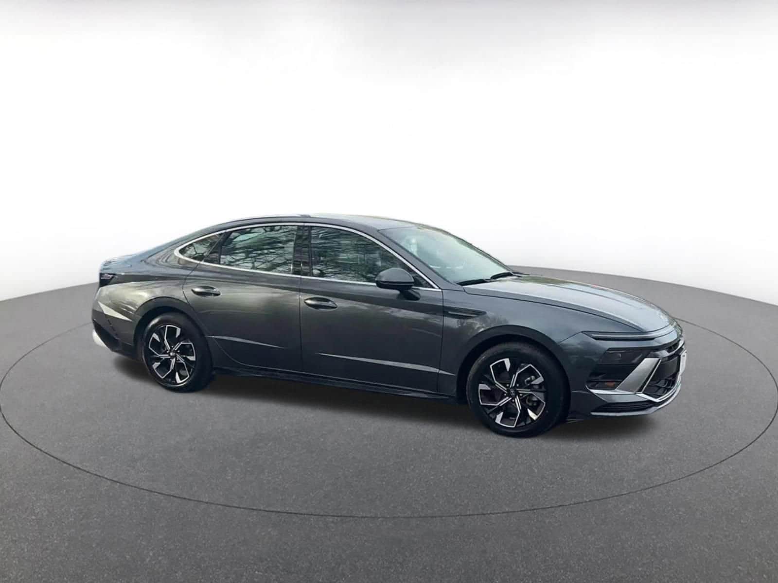 Thumbnail: 2025 Hyundai Sonata - 2