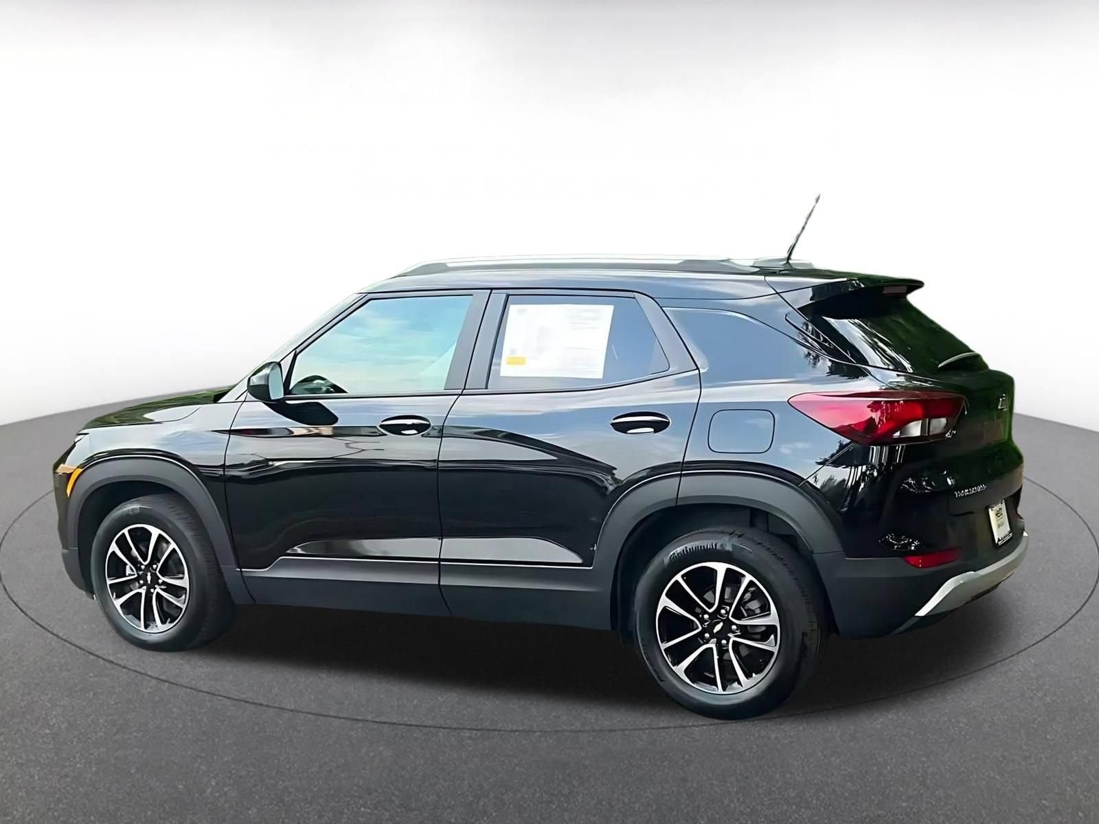 Thumbnail: 2025 Chevrolet TrailBlazer - 10