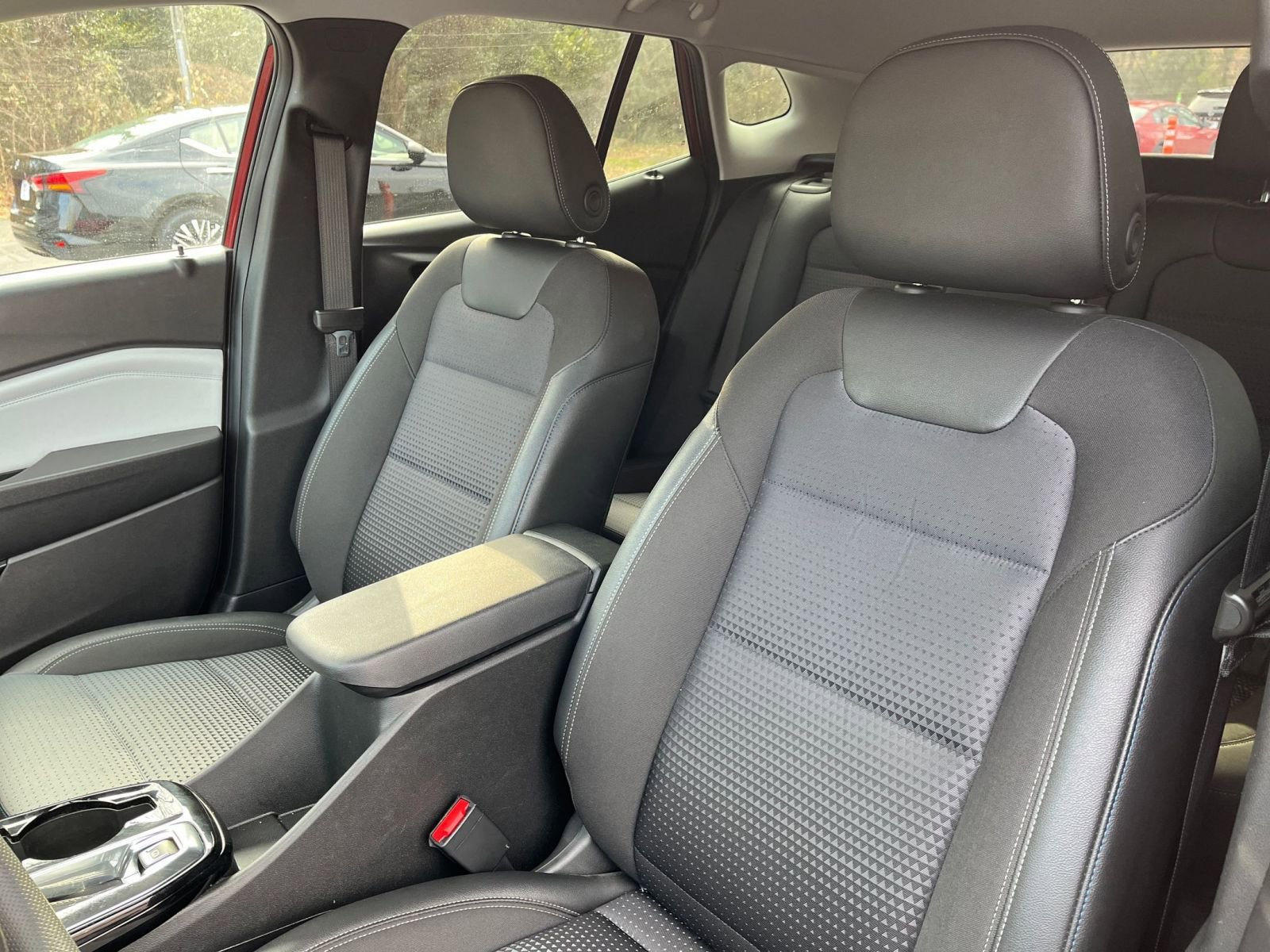 Thumbnail: 2025 Chevrolet Trax - 34