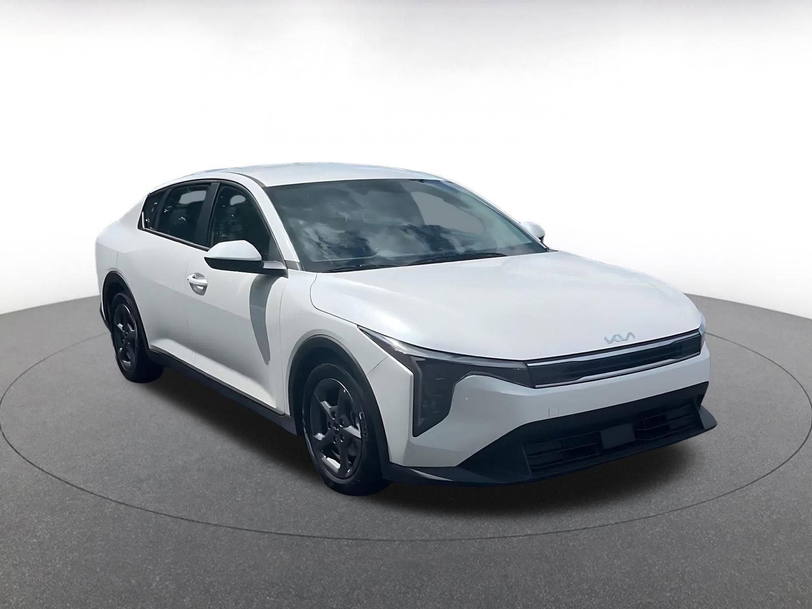 Thumbnail: 2025 Kia K4 - 3