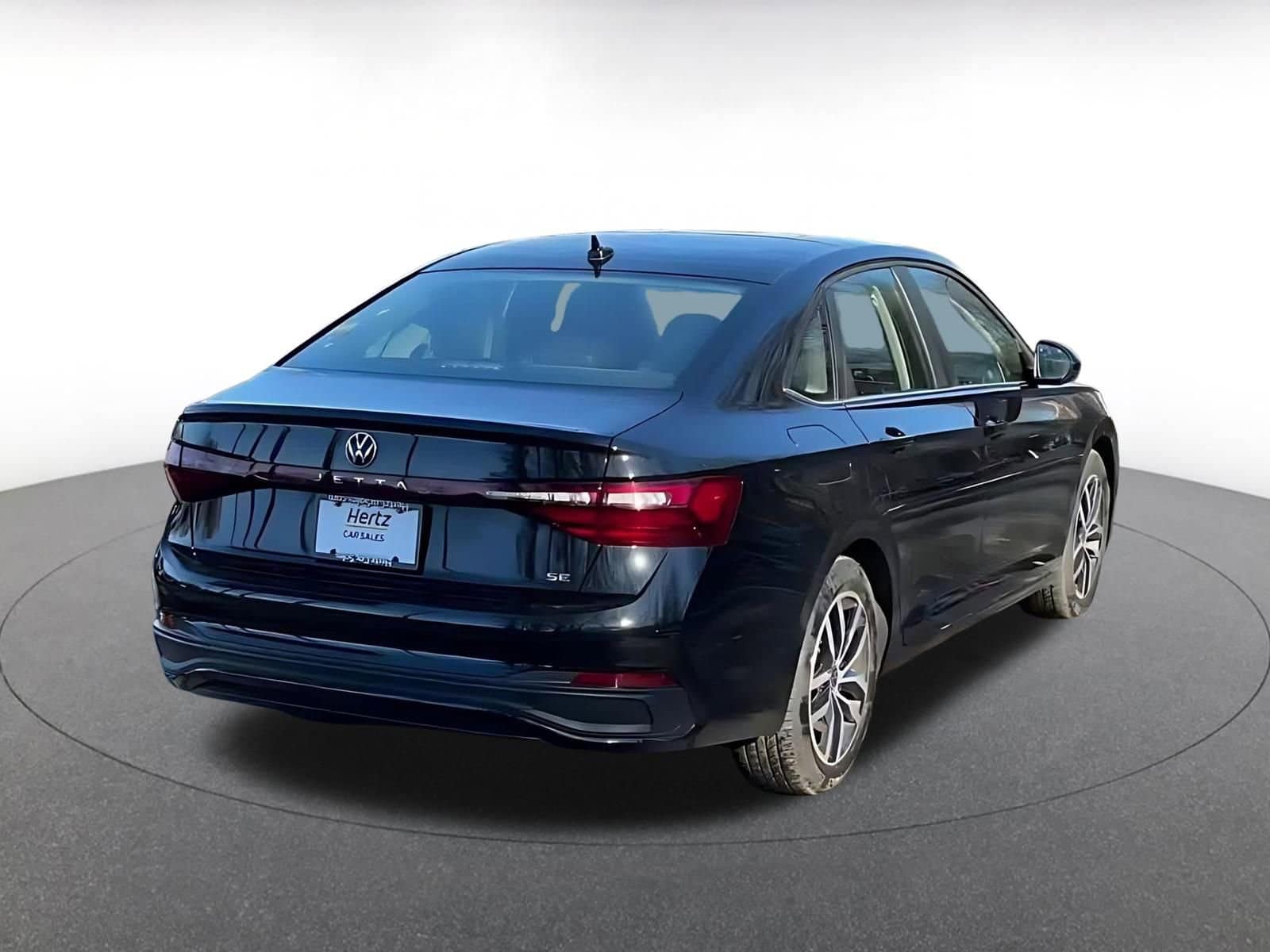 Thumbnail: 2025 Volkswagen Jetta - 14