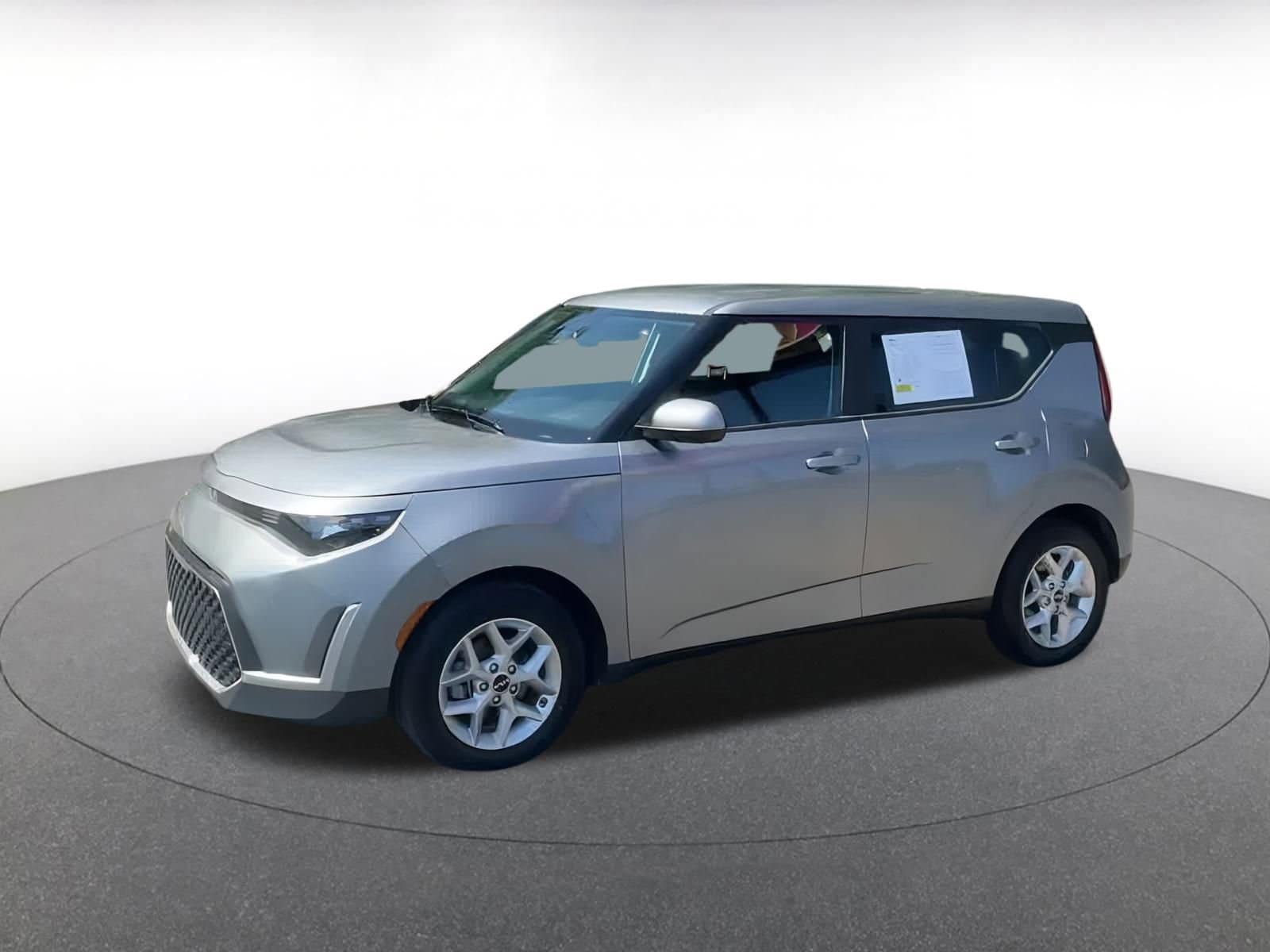 Thumbnail: 2023 Kia Soul - 8