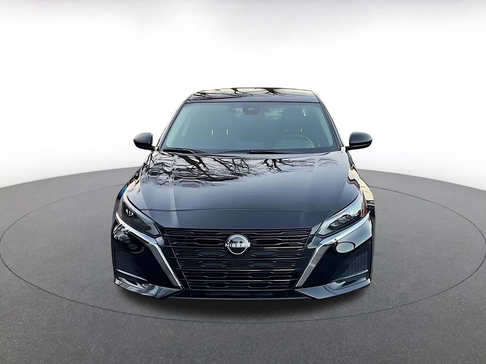 Thumbnail: 2025 Nissan Altima - 4