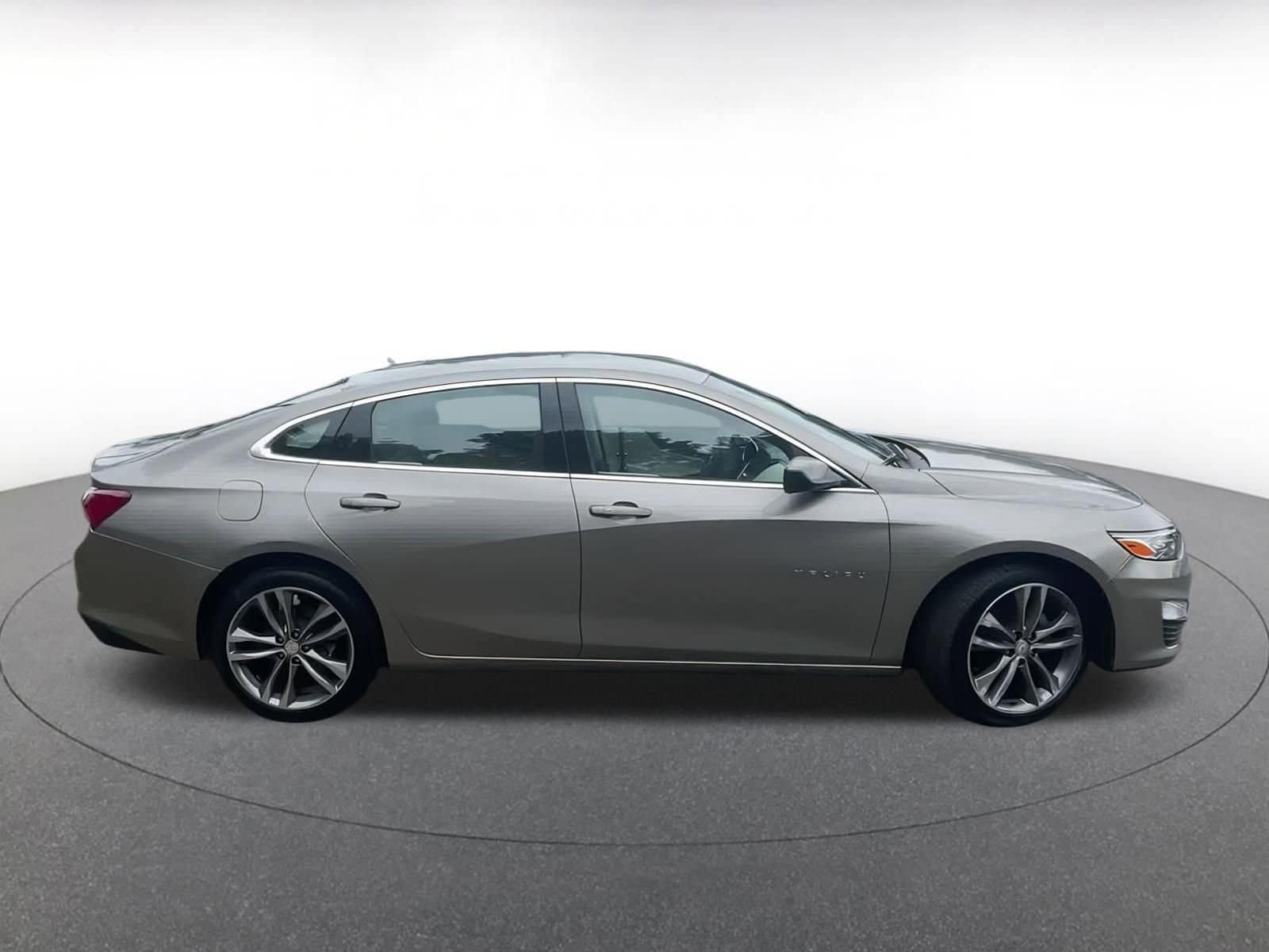 Thumbnail: 2024 Chevrolet Malibu - 16