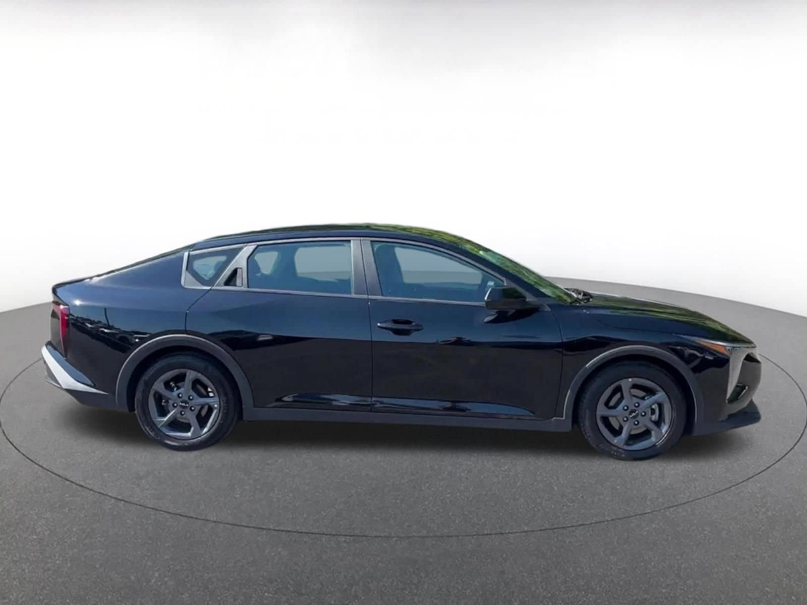 Thumbnail: 2025 Kia K4 - 16
