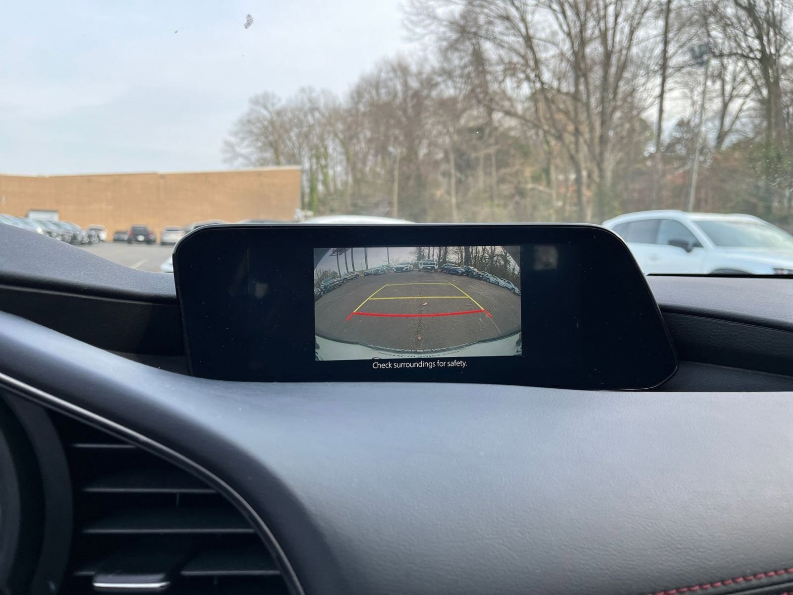 Thumbnail: 2025 Mazda Mazda3 - 23