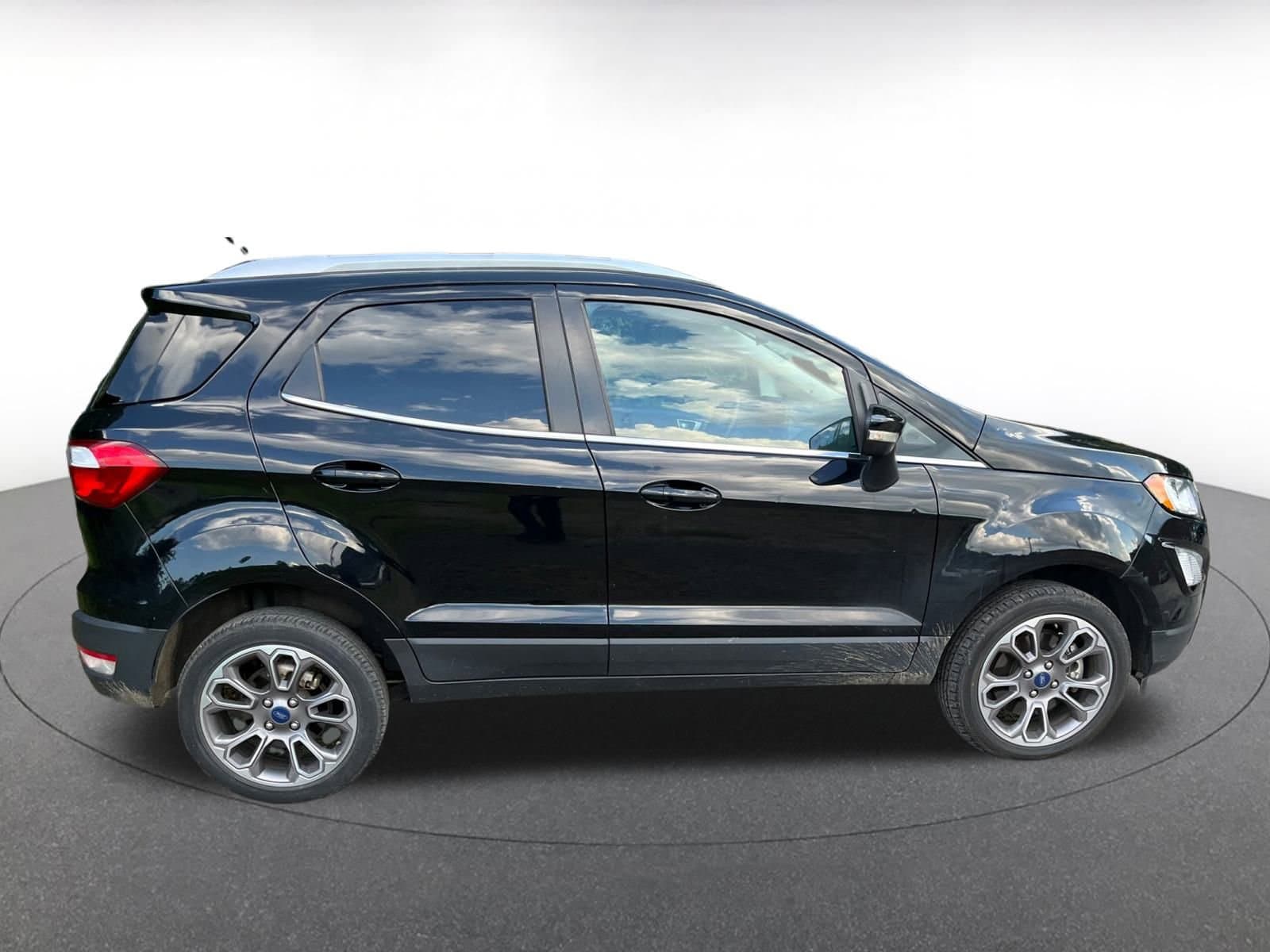 Thumbnail: 2022 Ford EcoSport - 12