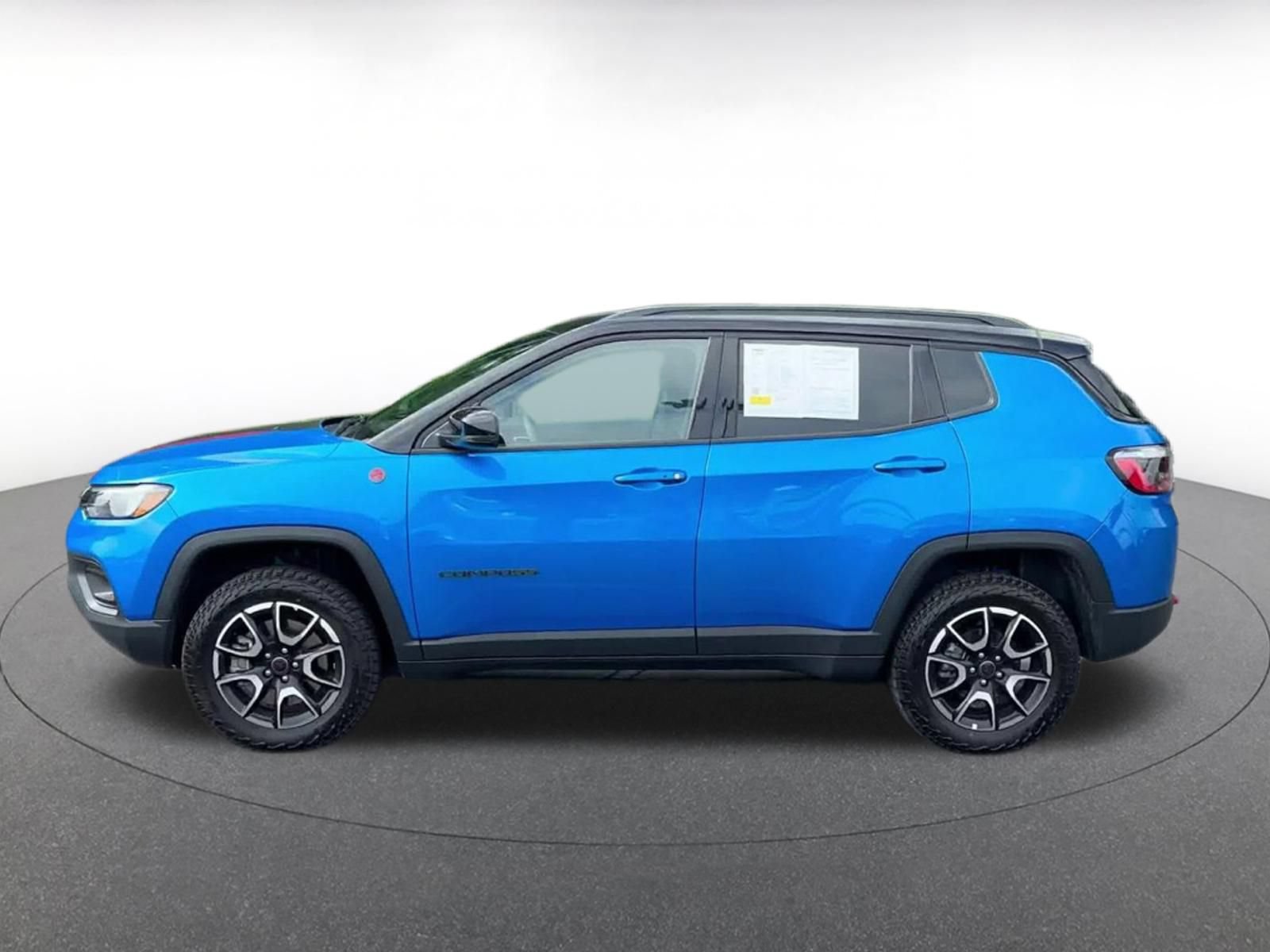Thumbnail: 2025 Jeep Compass - 7
