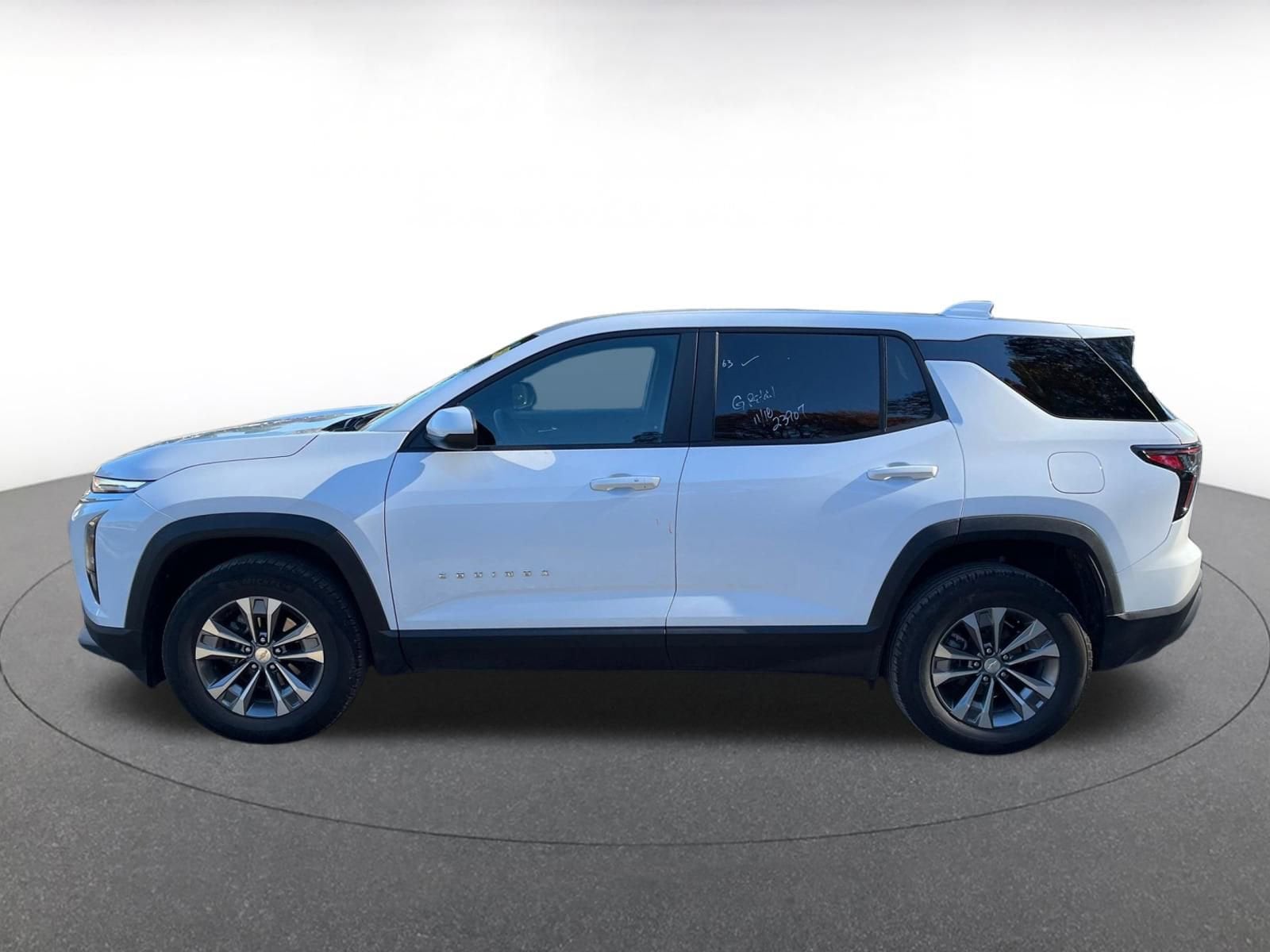 Thumbnail: 2025 Chevrolet Equinox - 8