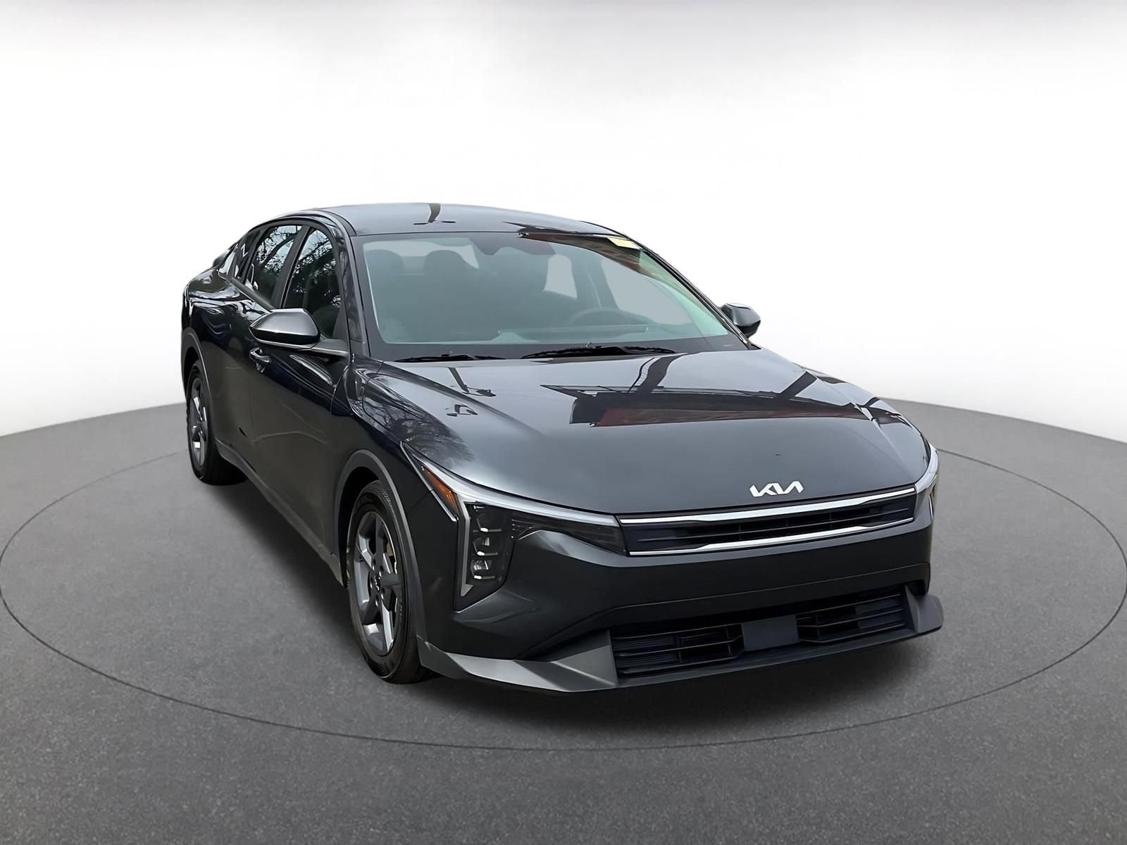 Thumbnail: 2025 Kia K4 - 1