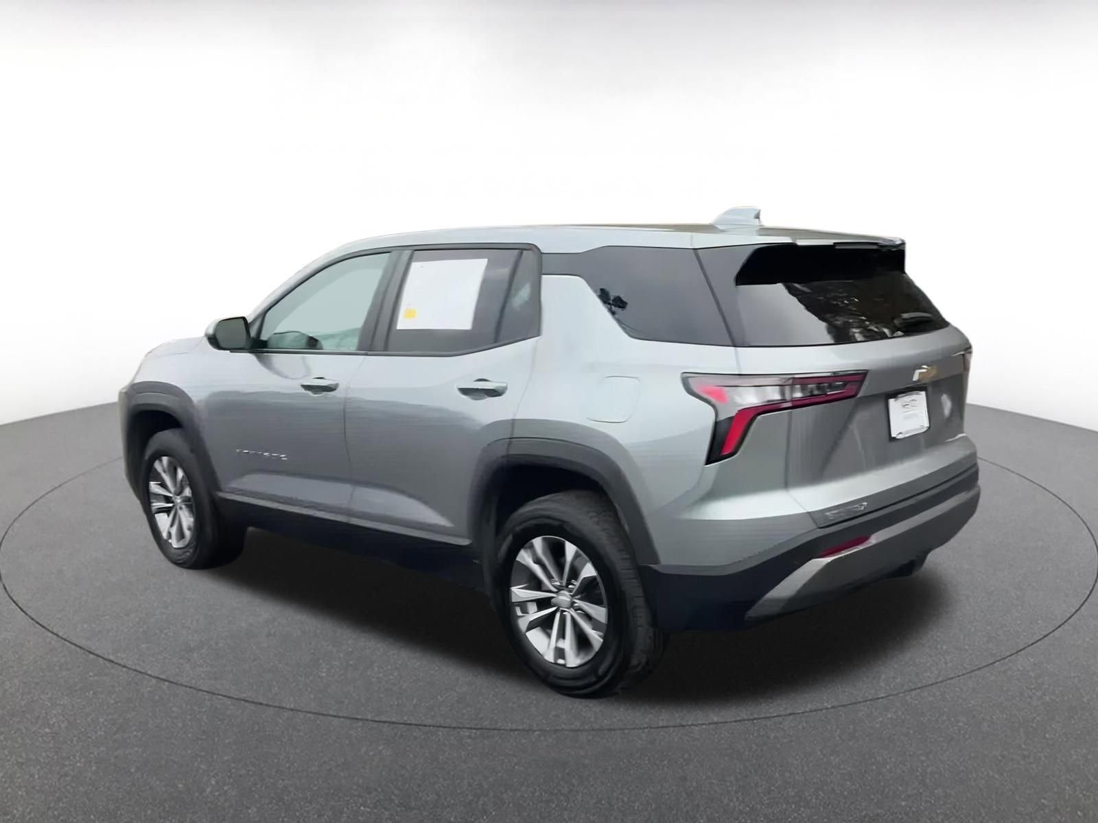 Thumbnail: 2025 Chevrolet Equinox - 10