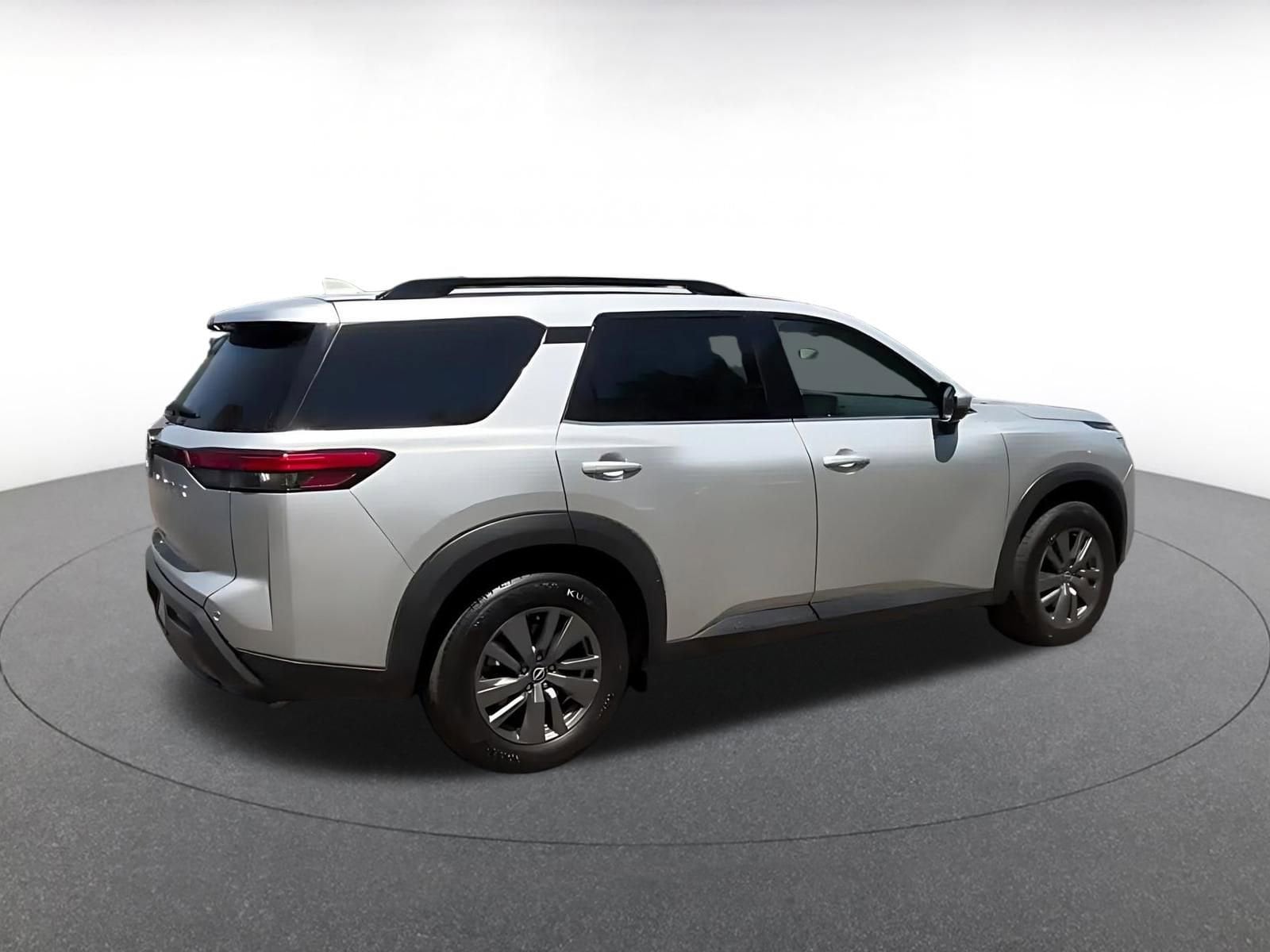 Thumbnail: 2025 Nissan Pathfinder - 14