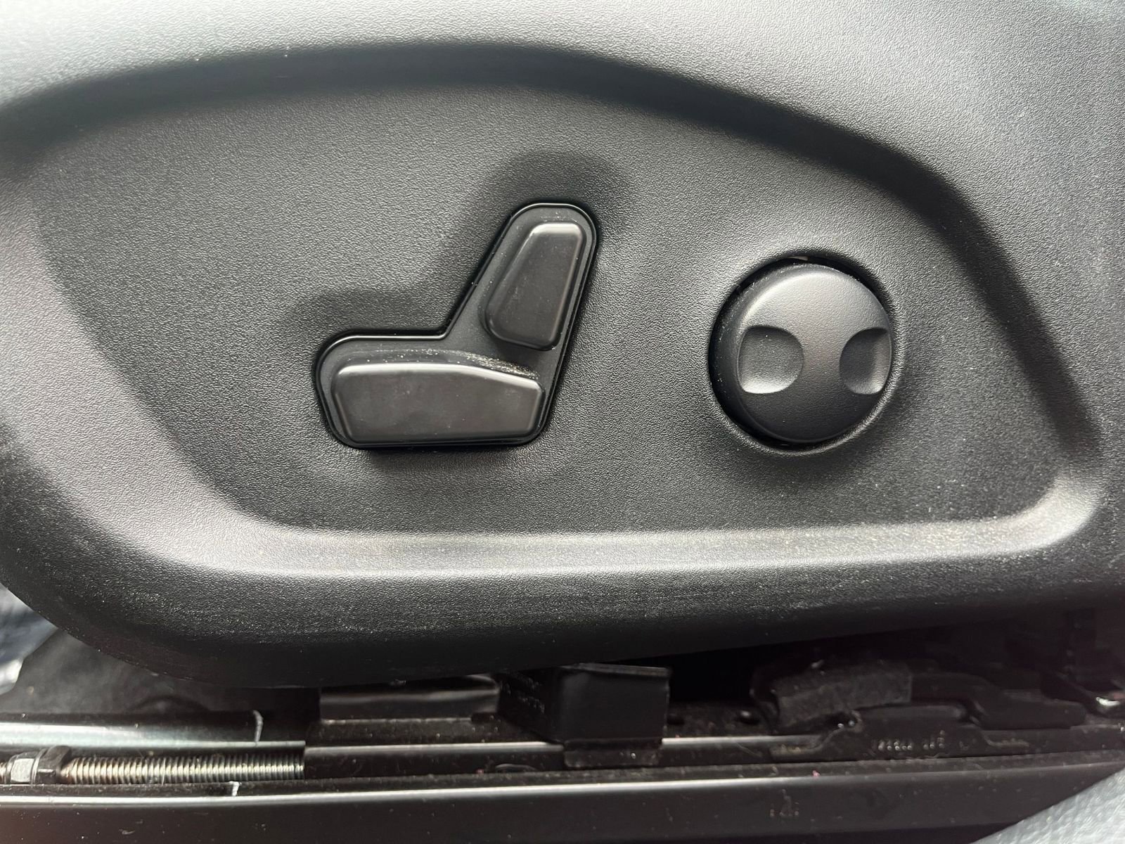 Thumbnail: 2025 Jeep Compass - 22