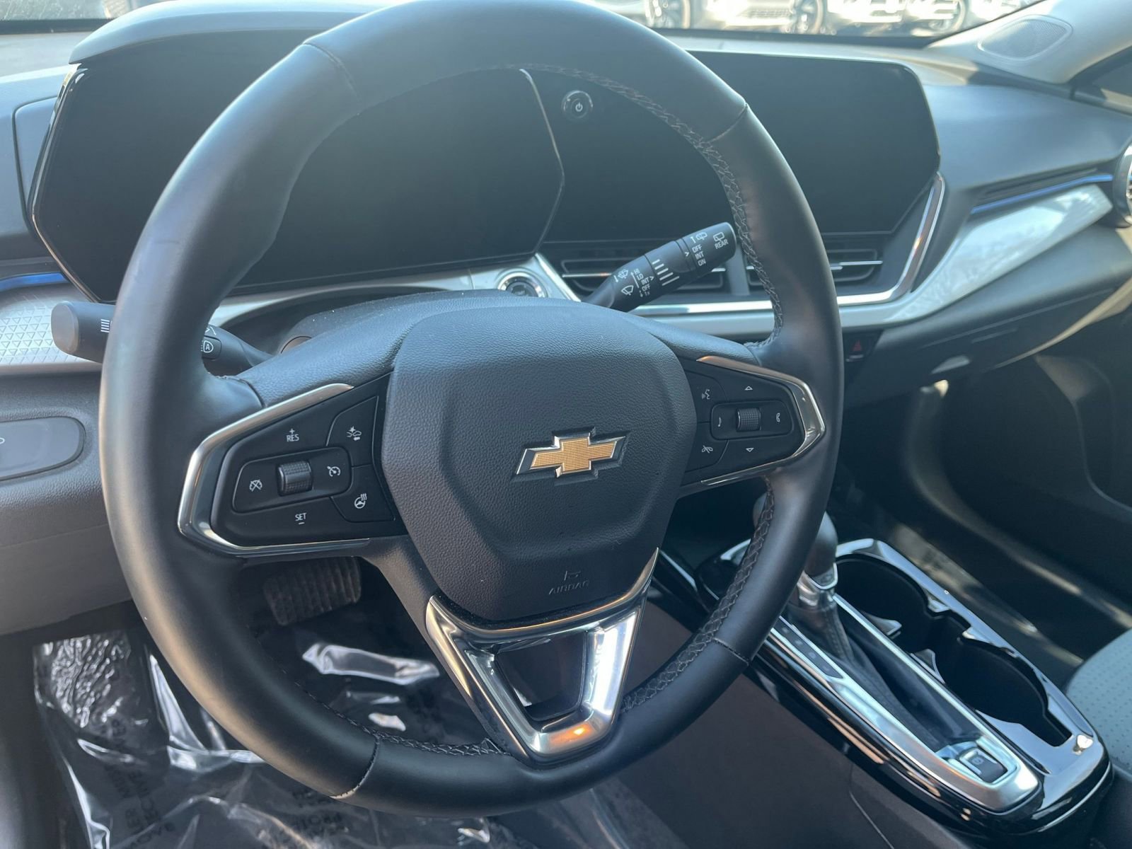 Thumbnail: 2025 Chevrolet Trax - 27