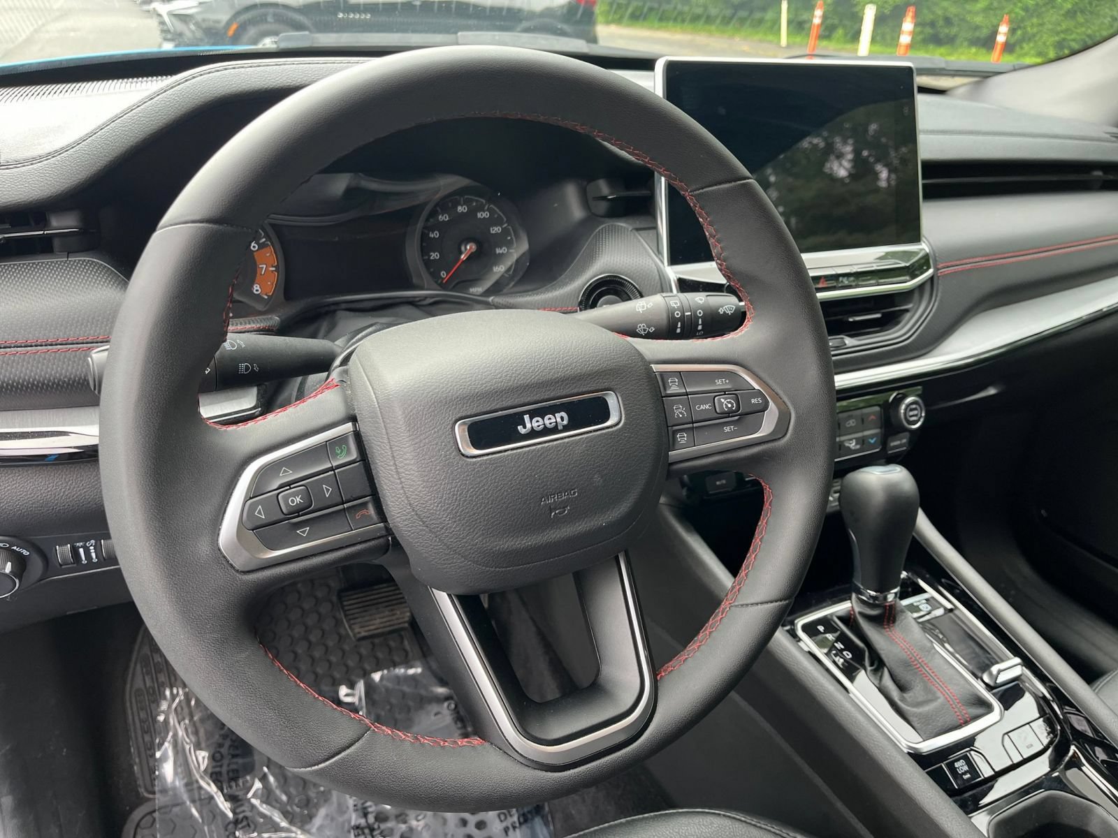 Thumbnail: 2025 Jeep Compass - 22