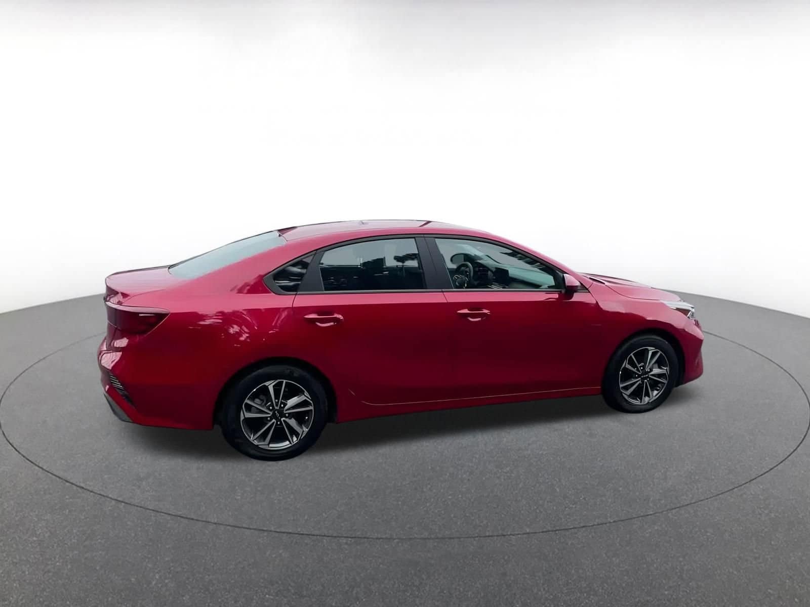 Thumbnail: 2024 Kia Forte - 11
