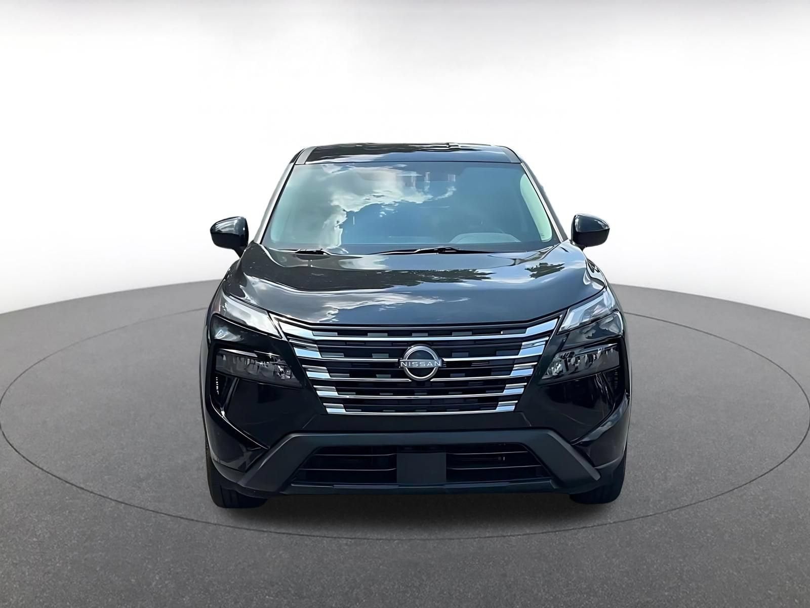 Thumbnail: 2025 Nissan Rogue - 4