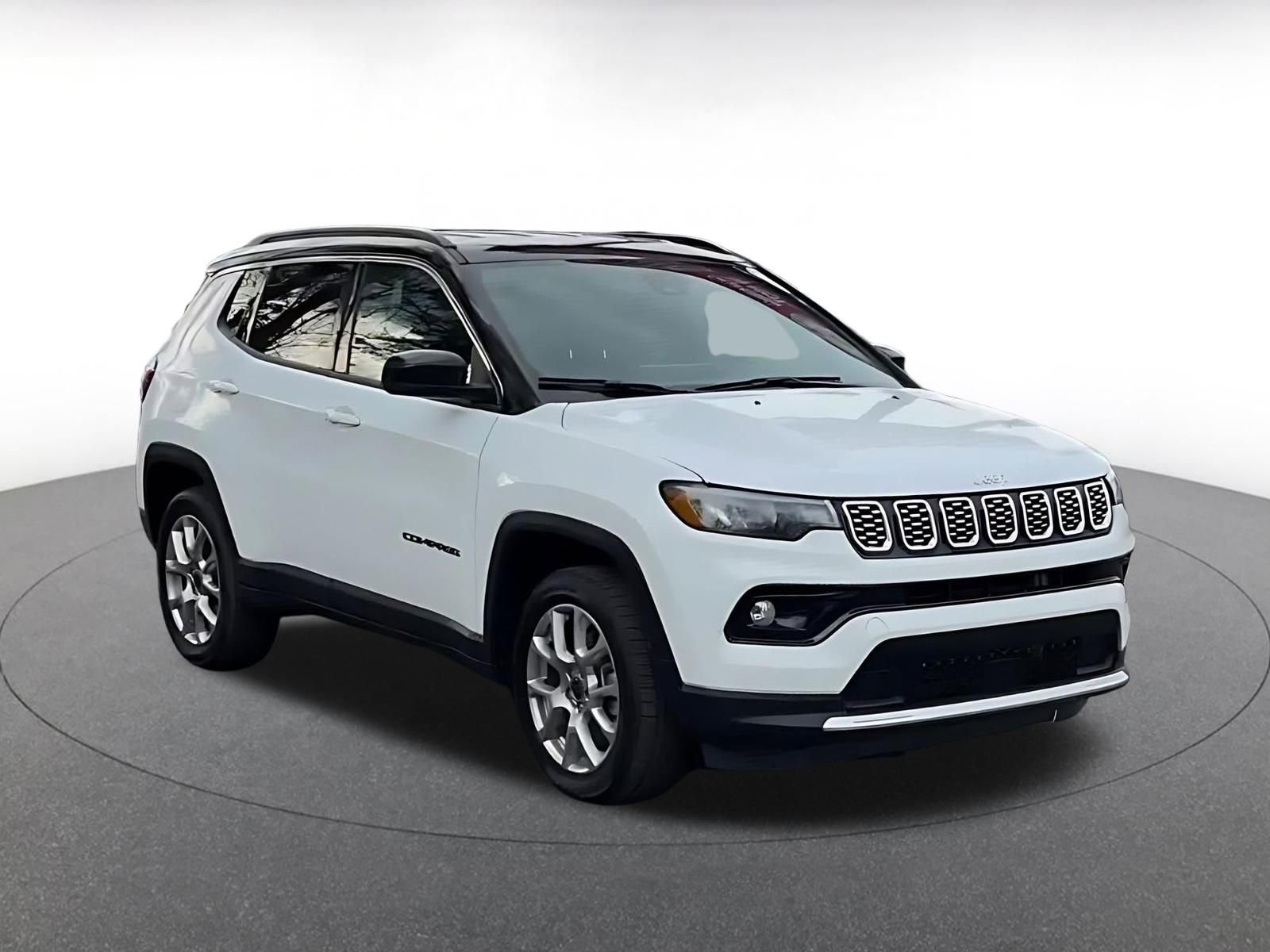 Thumbnail: 2025 Jeep Compass - 3