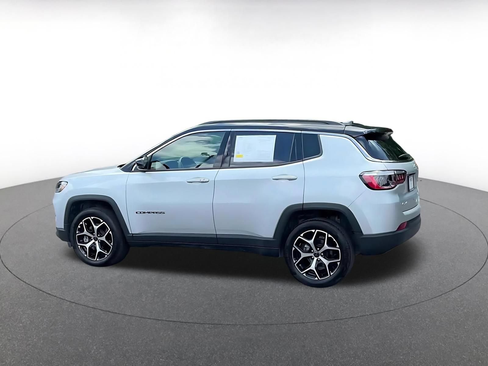 Thumbnail: 2025 Jeep Compass - 10