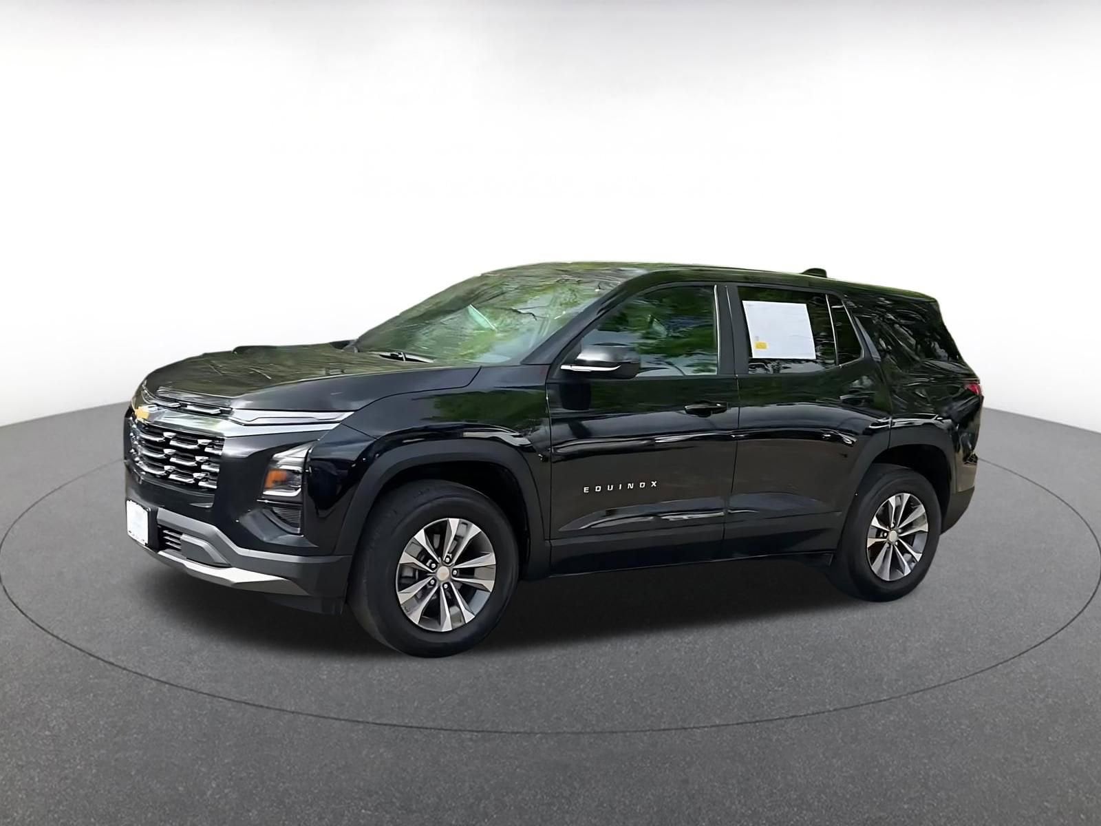 Thumbnail: 2025 Chevrolet Equinox - 8