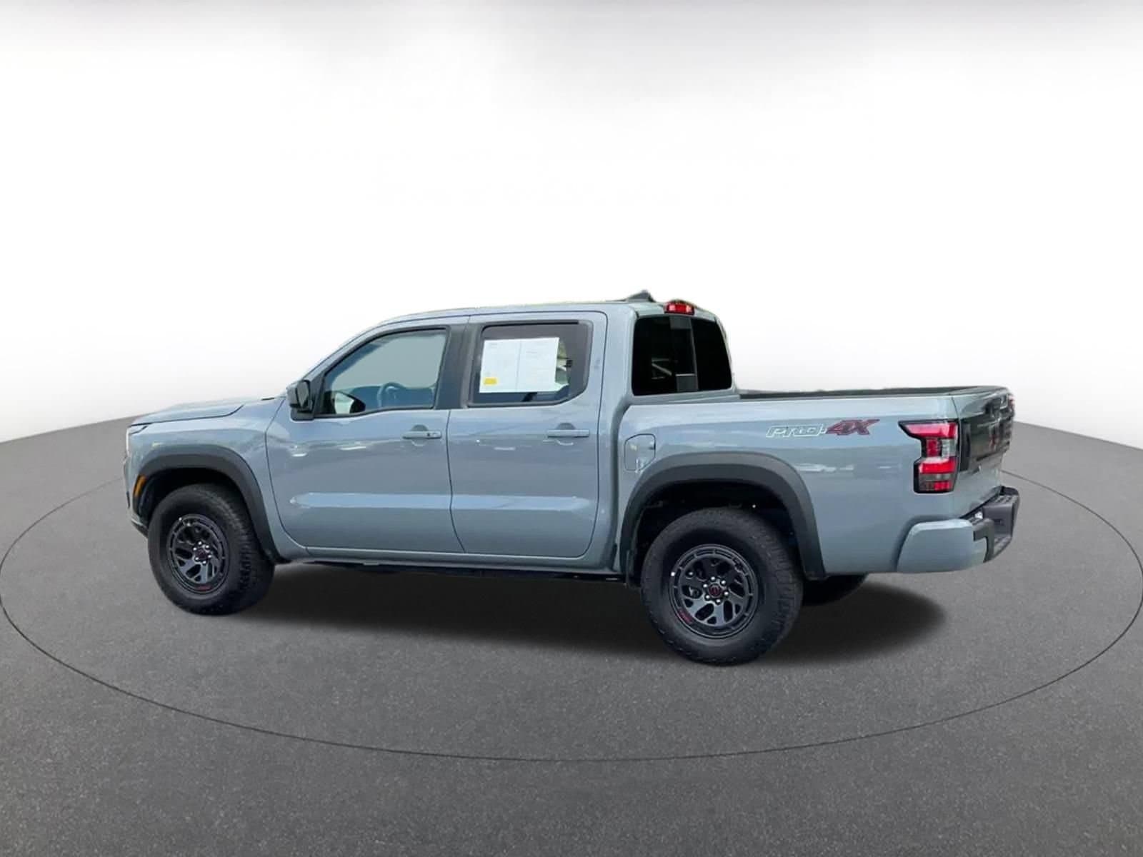 Thumbnail: 2026 Nissan Frontier - 8