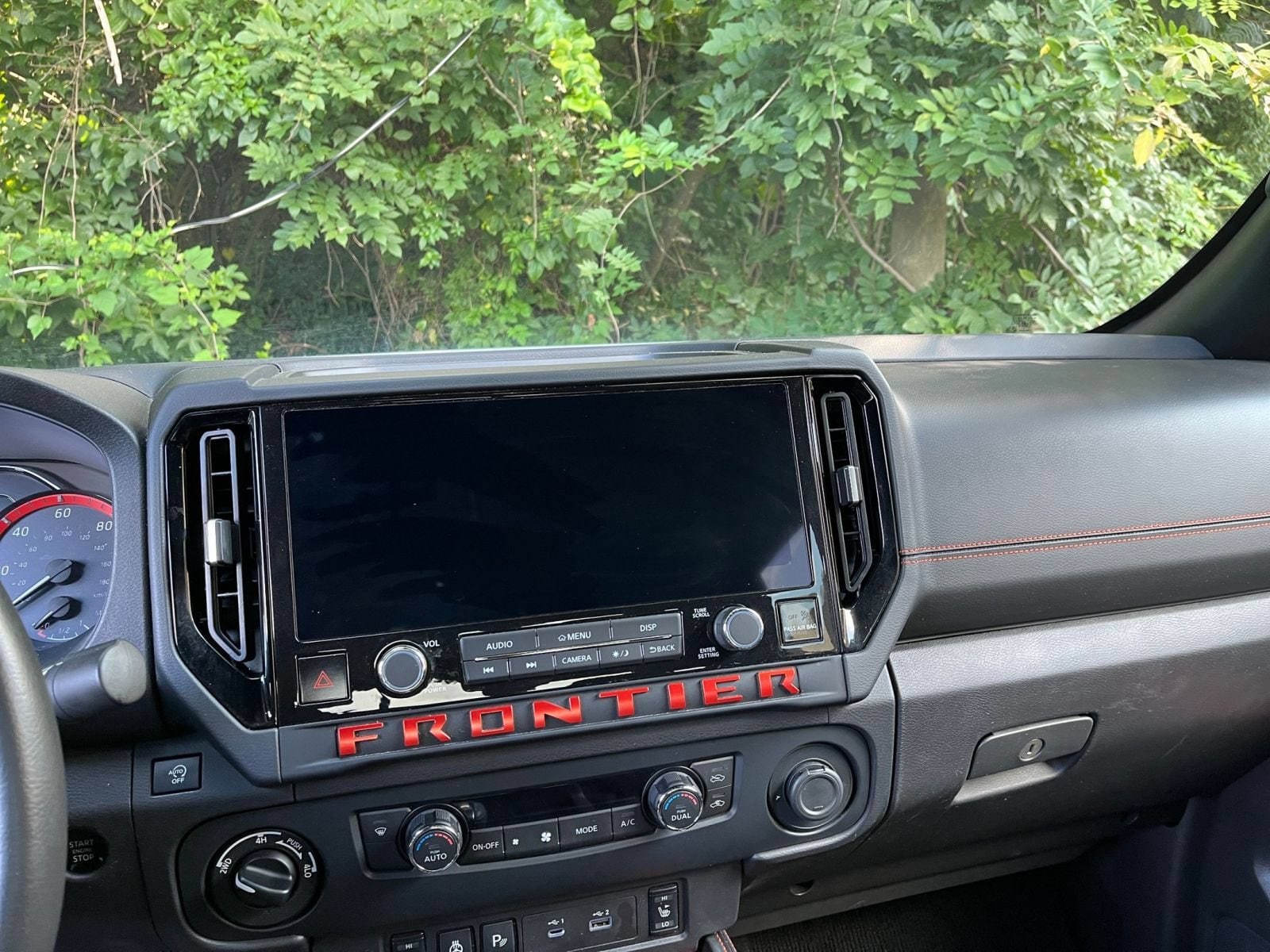Thumbnail: 2026 Nissan Frontier - 14