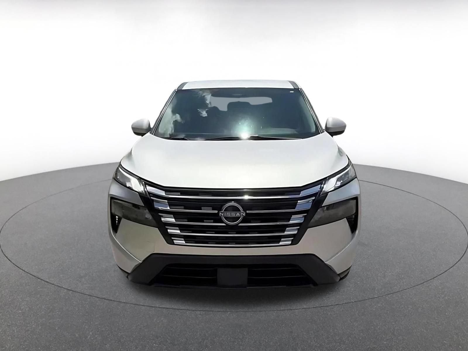 Thumbnail: 2025 Nissan Rogue - 4