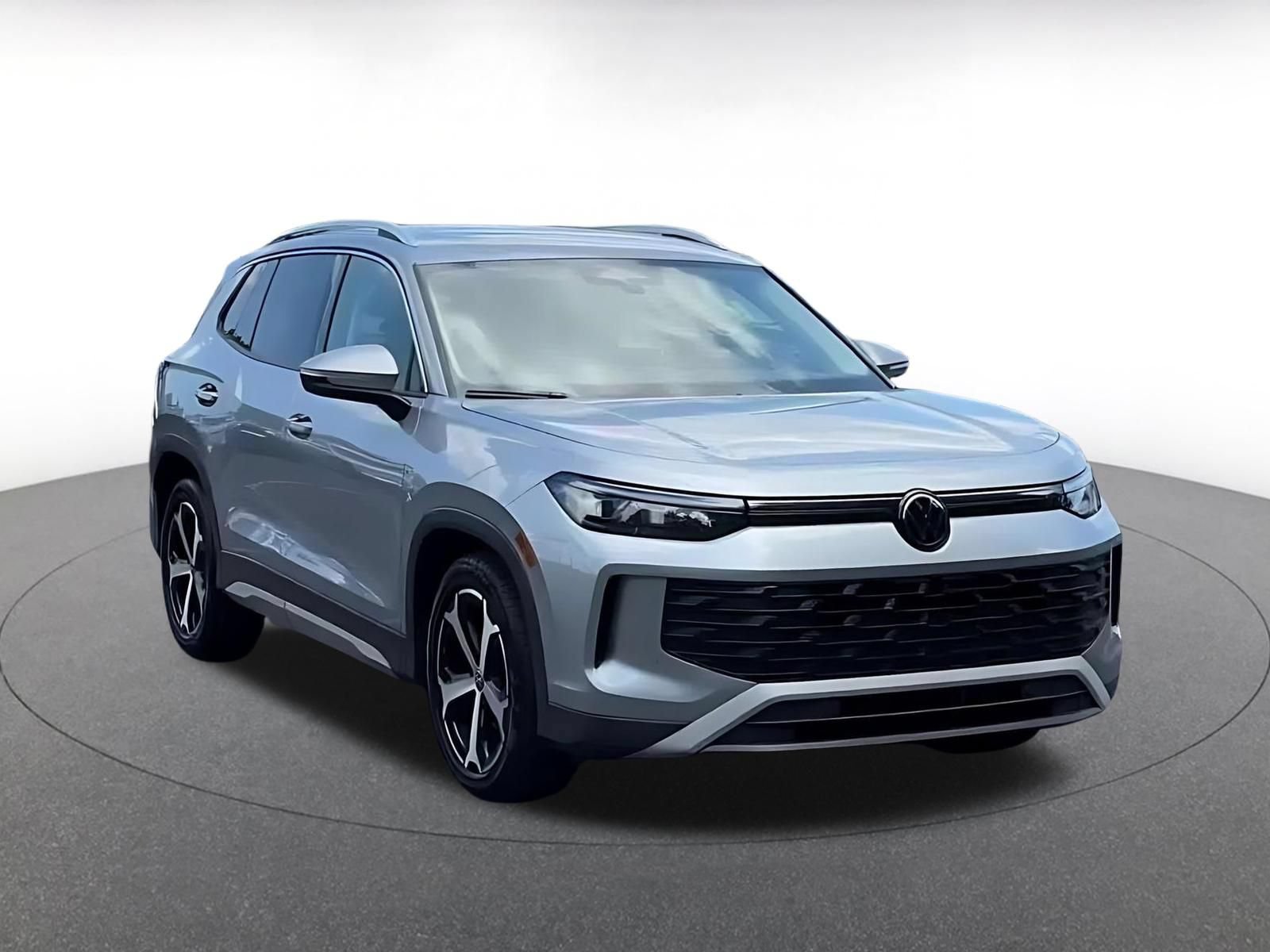 Thumbnail: 2026 Volkswagen Tiguan - 3