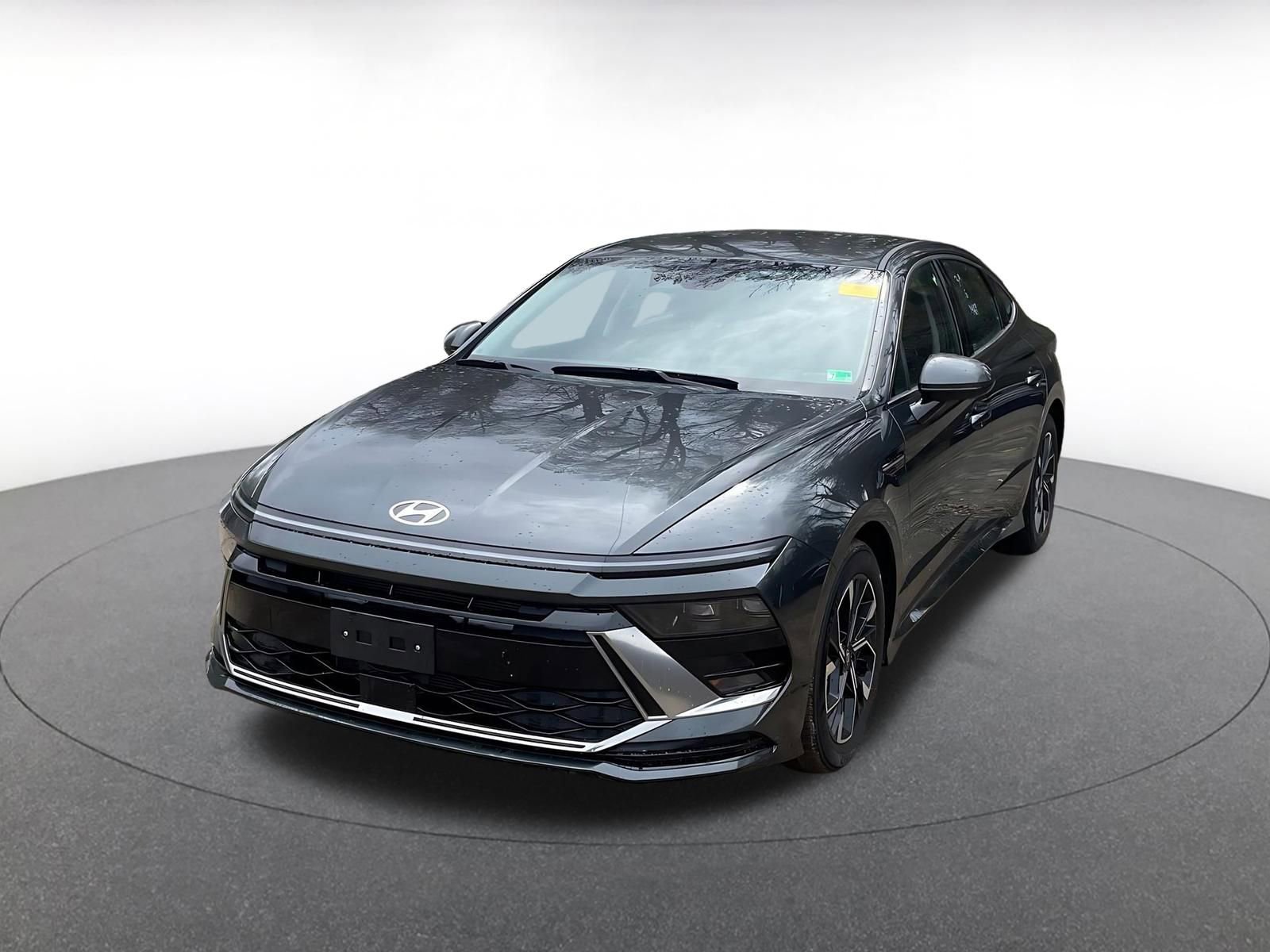 Thumbnail: 2025 Hyundai Sonata - 3