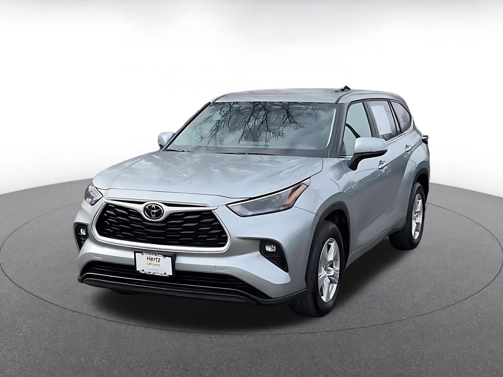 Thumbnail: 2025 Toyota Highlander - 4