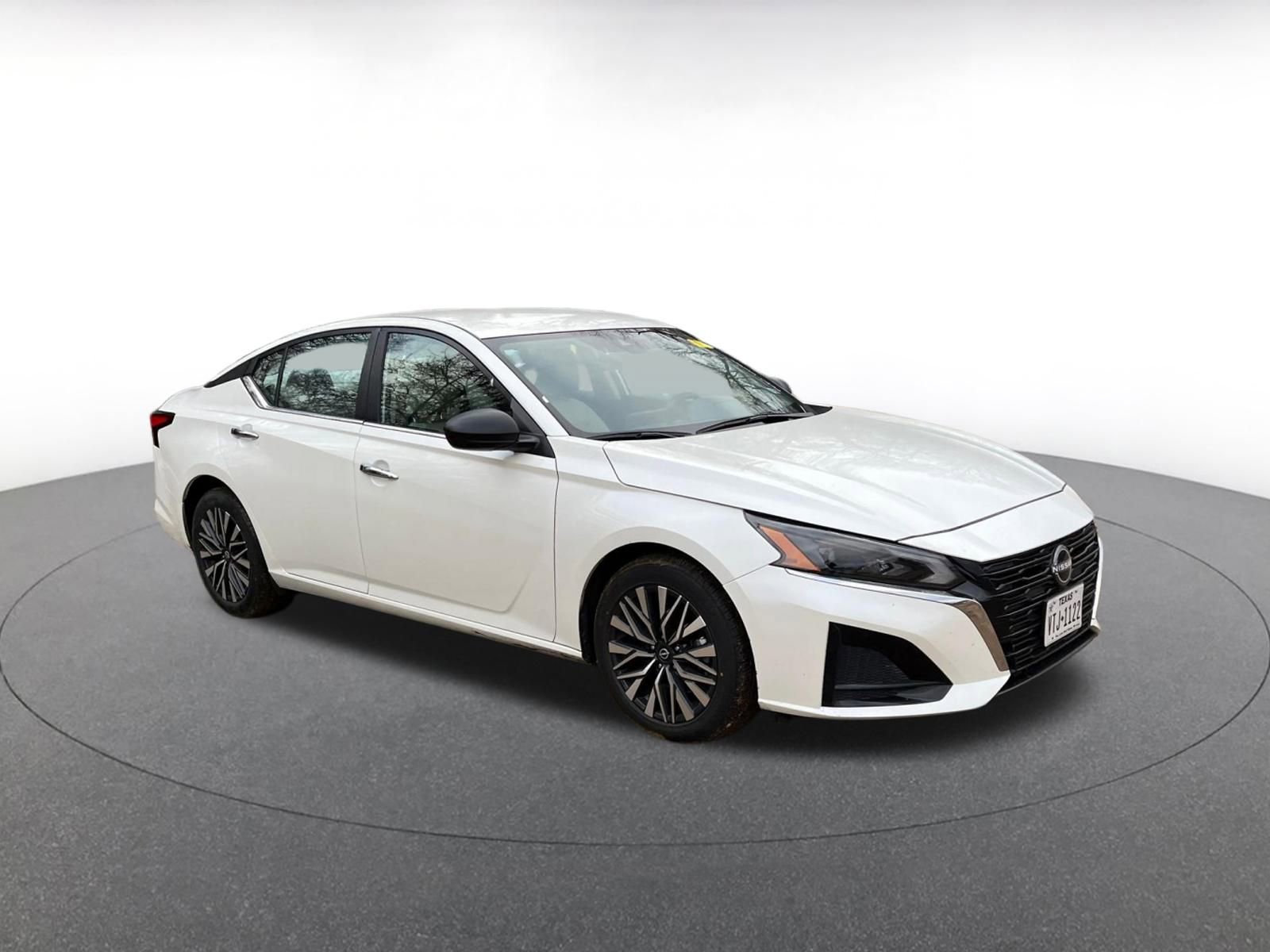 Thumbnail: 2025 Nissan Altima - 2