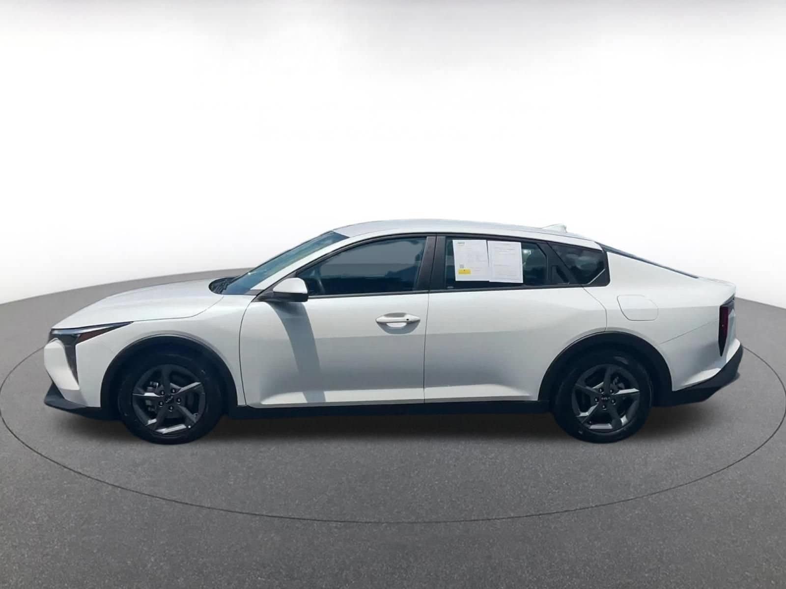 Thumbnail: 2025 Kia K4 - 9