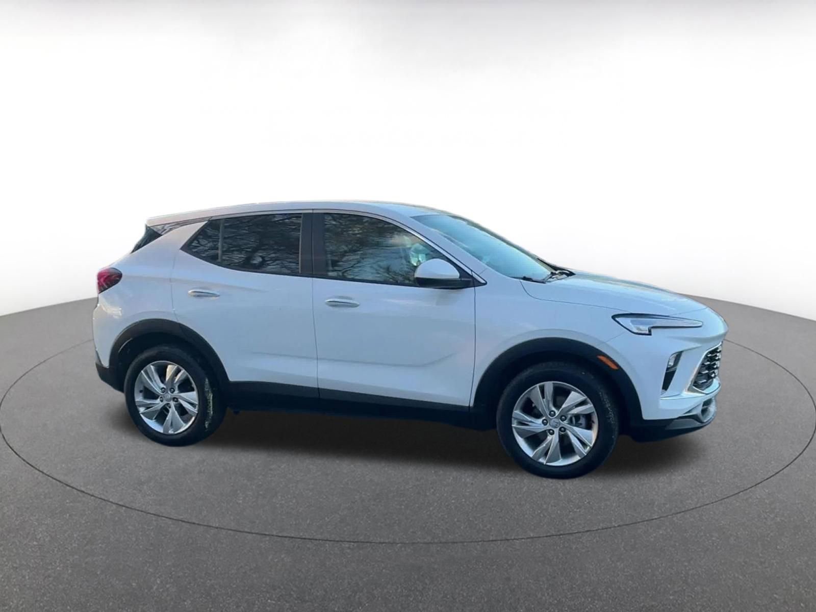 Thumbnail: 2025 Buick Encore GX - 2