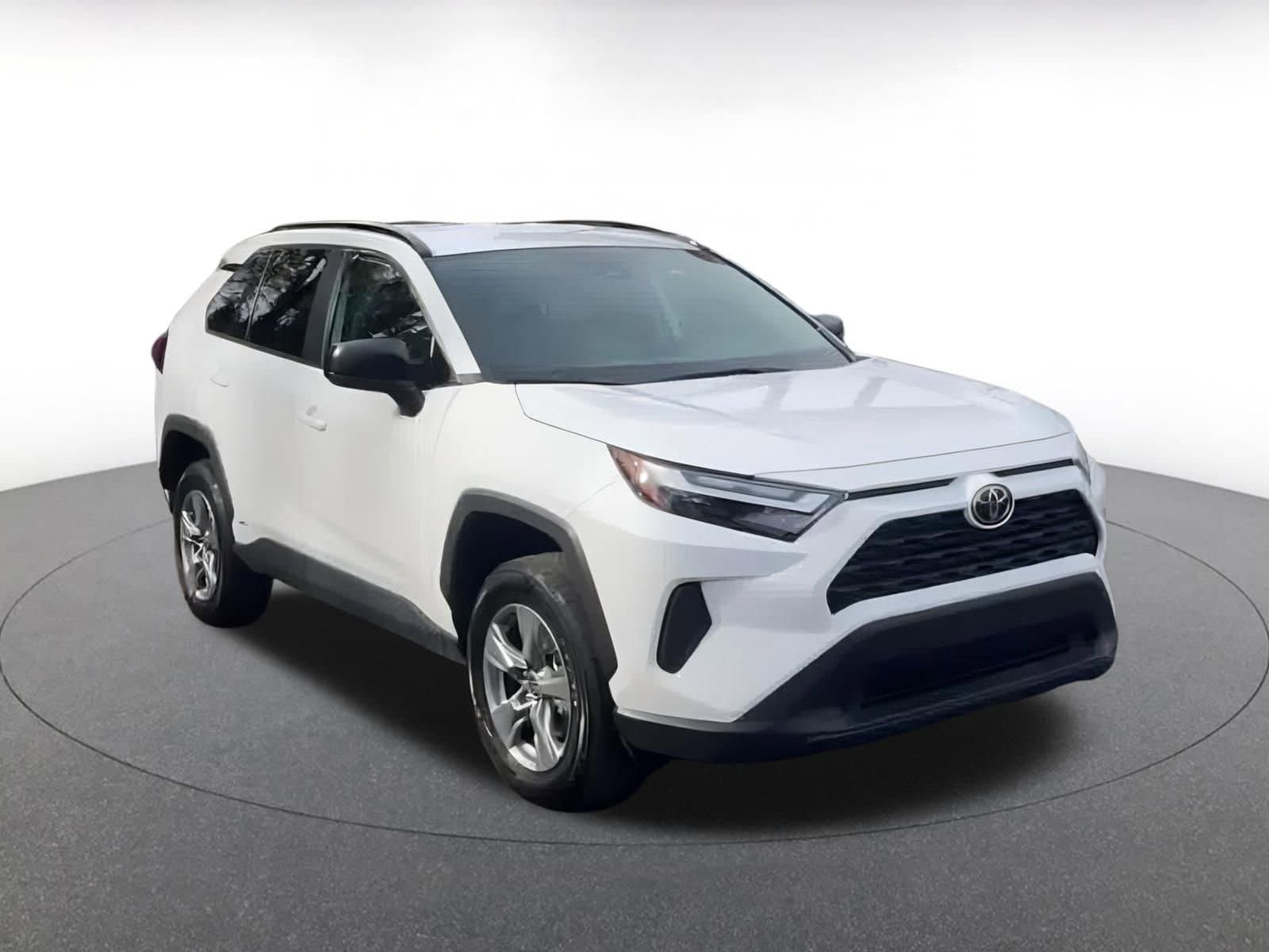 Thumbnail: 2025 Toyota RAV4 - 3