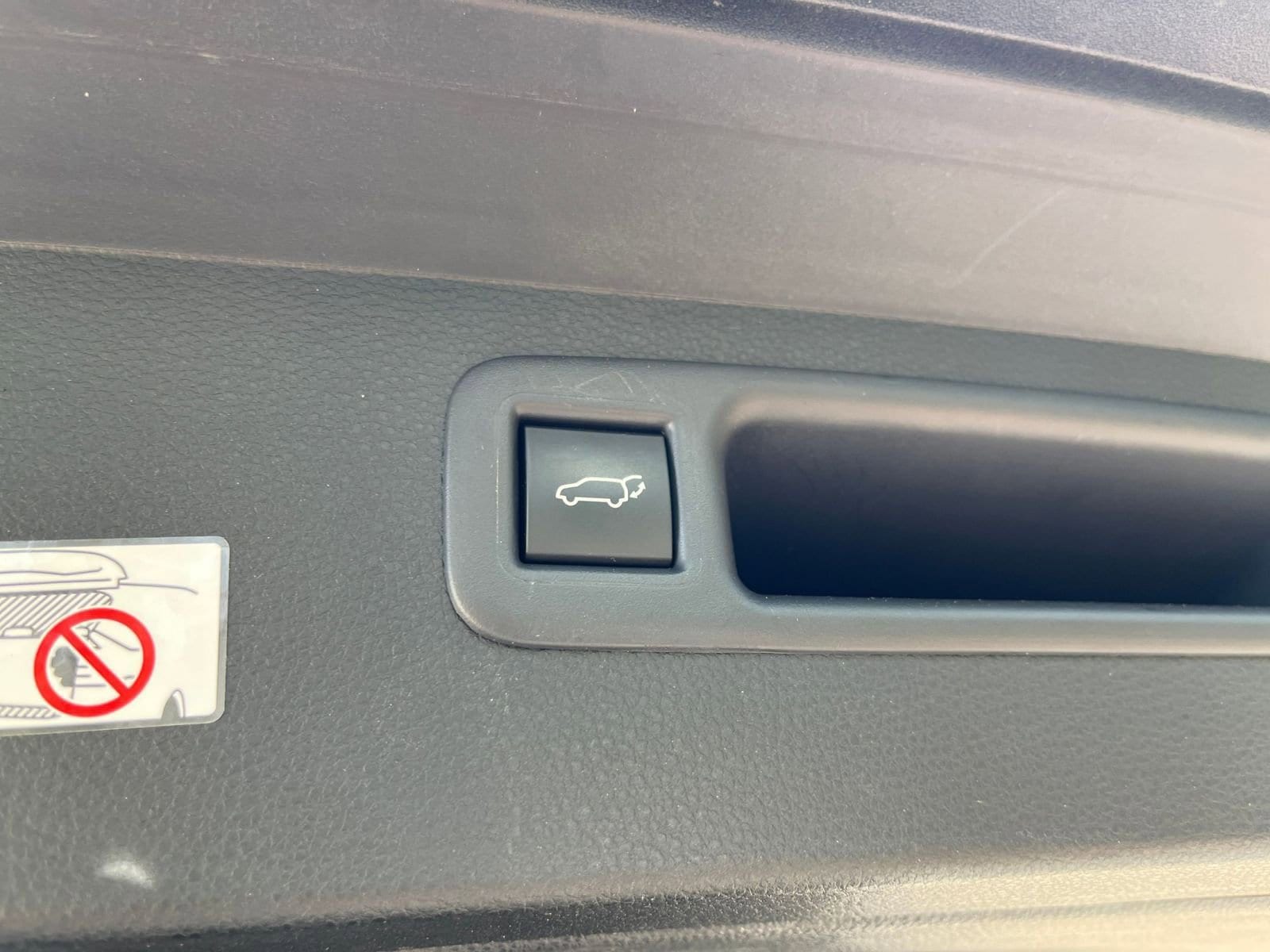 Thumbnail: 2025 Toyota Highlander - 23