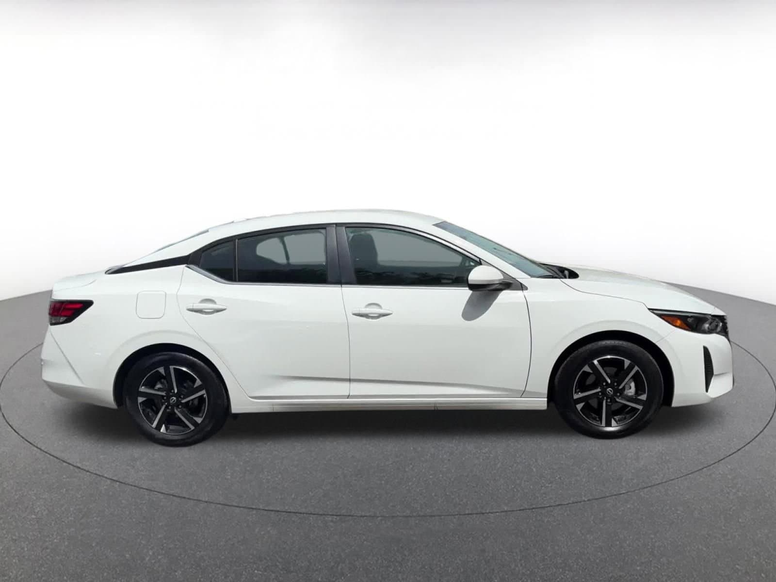 Thumbnail: 2025 Nissan Sentra - 16