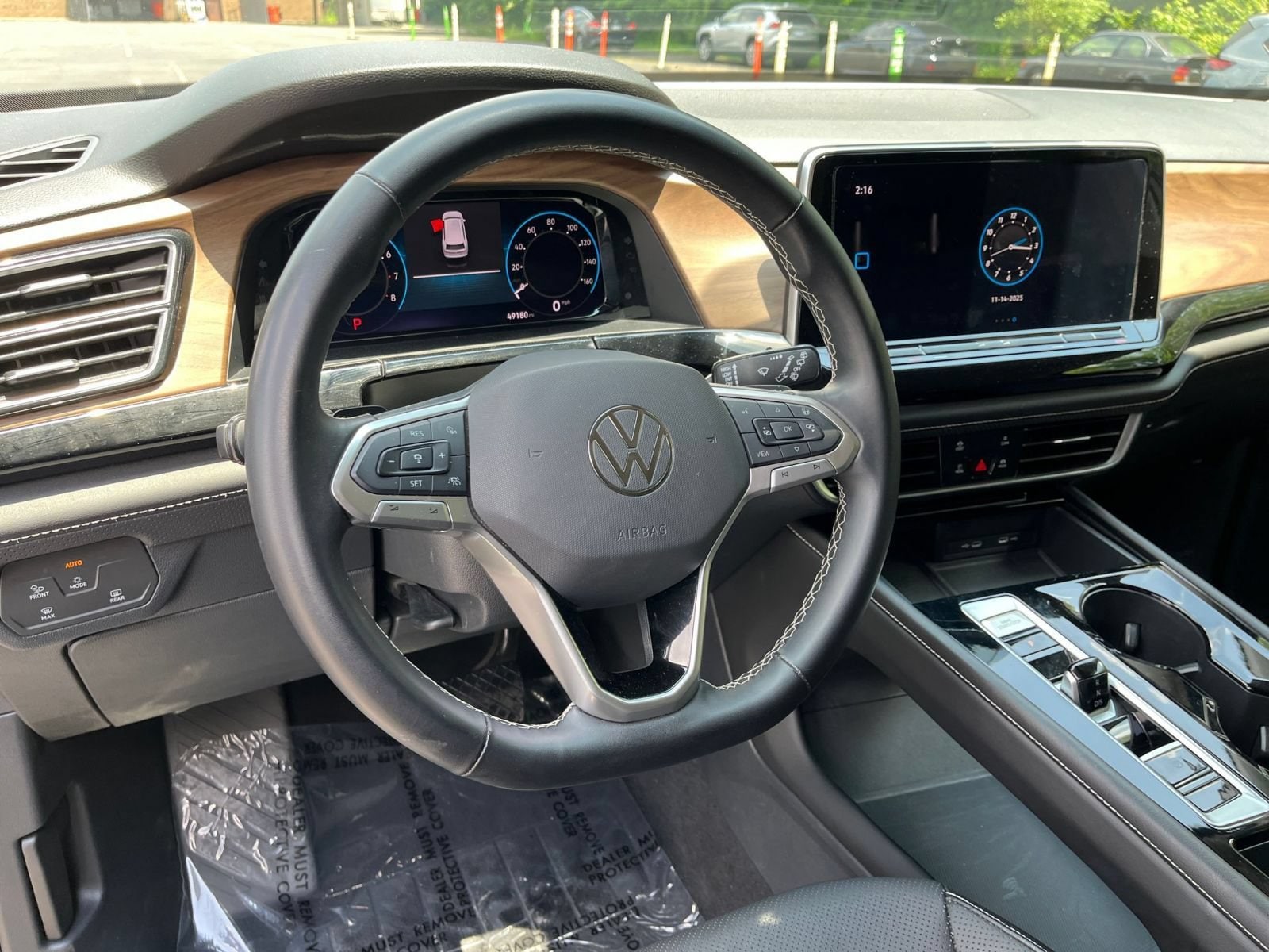 Thumbnail: 2024 Volkswagen Atlas - 30