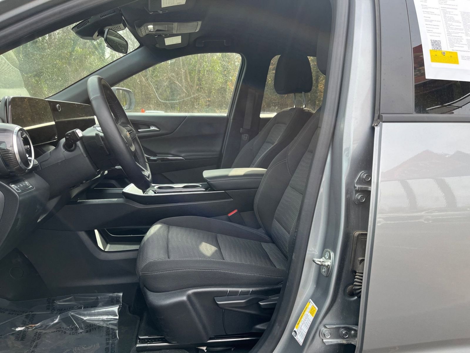 Thumbnail: 2025 Chevrolet Equinox - 27