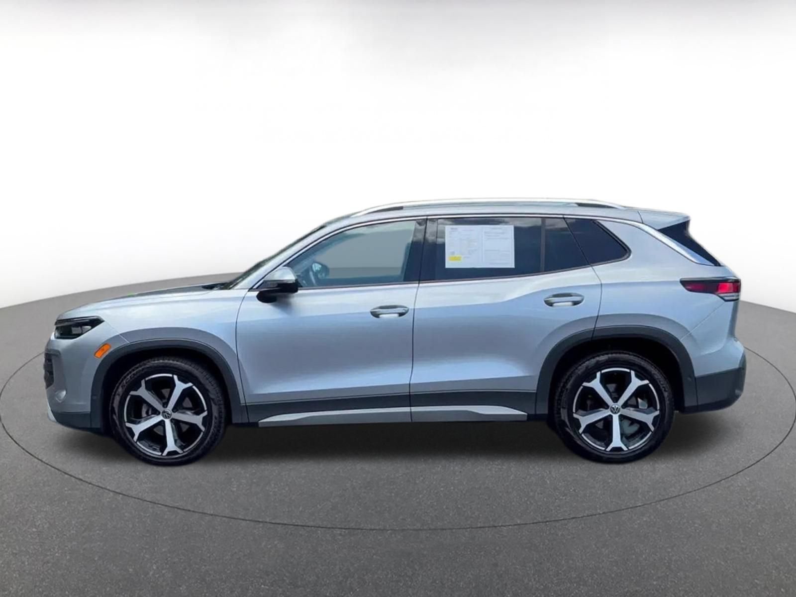 Thumbnail: 2026 Volkswagen Tiguan - 9
