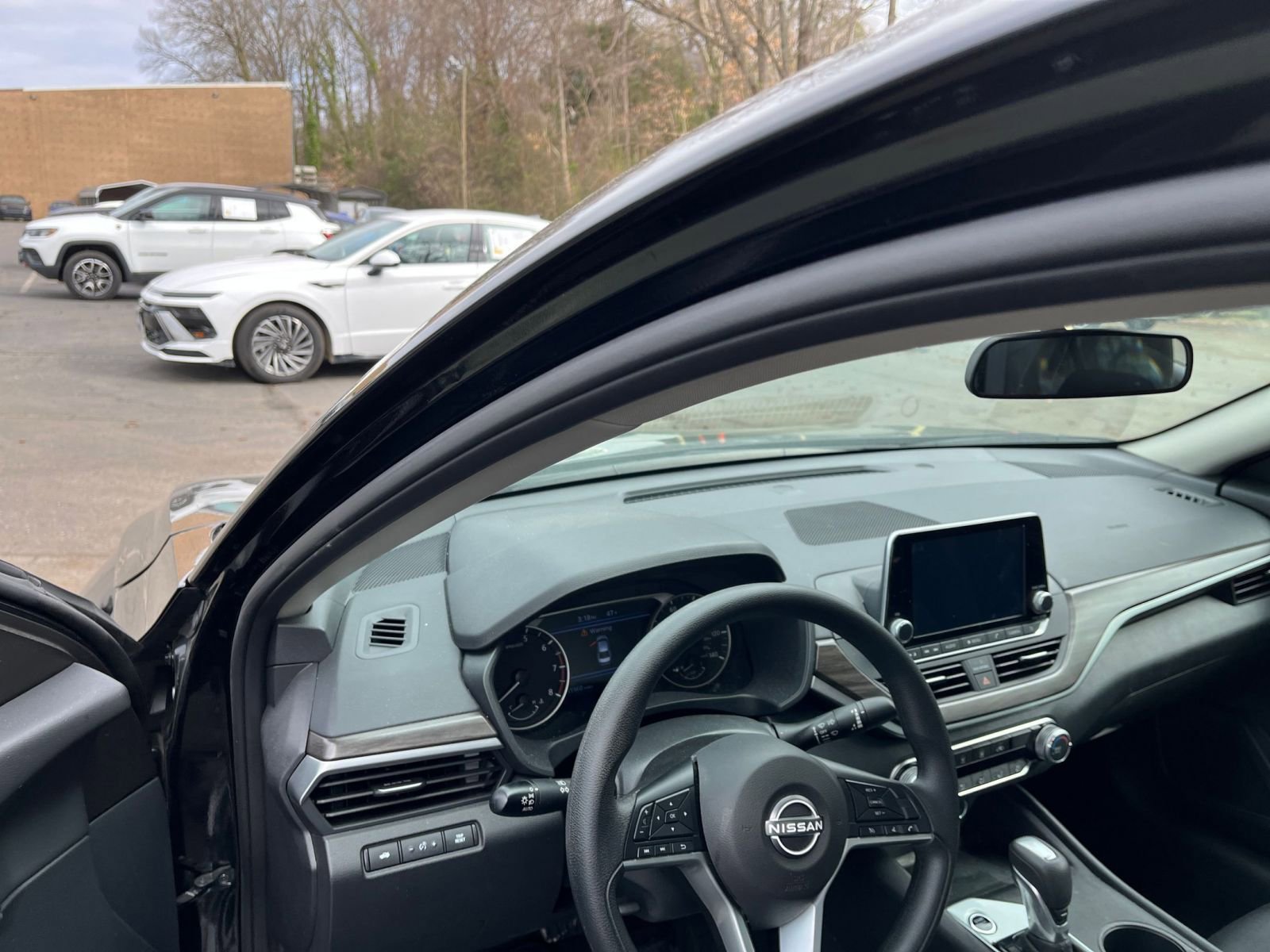 Thumbnail: 2025 Nissan Altima - 34