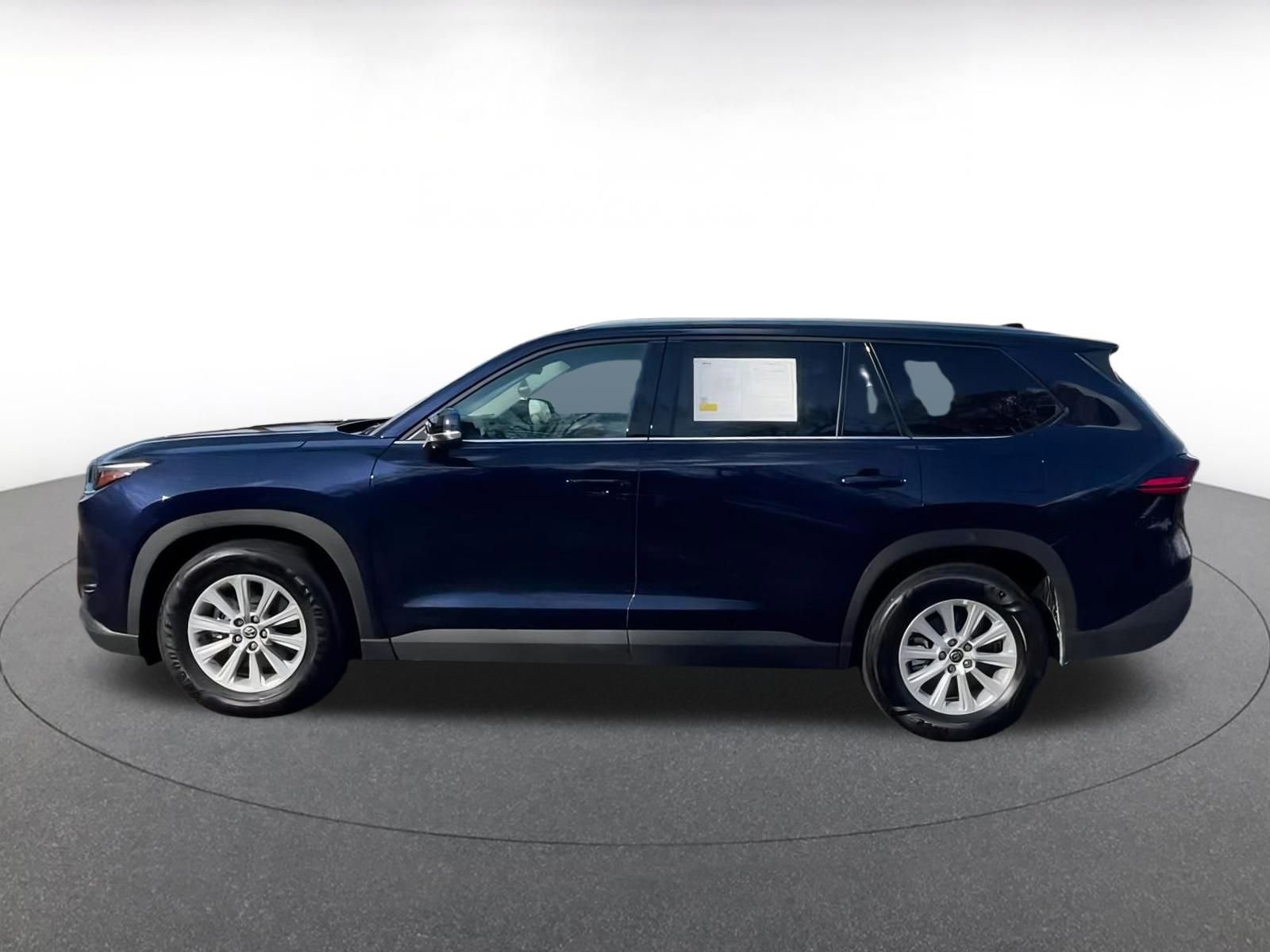 Thumbnail: 2025 Toyota Grand Highlander - 9