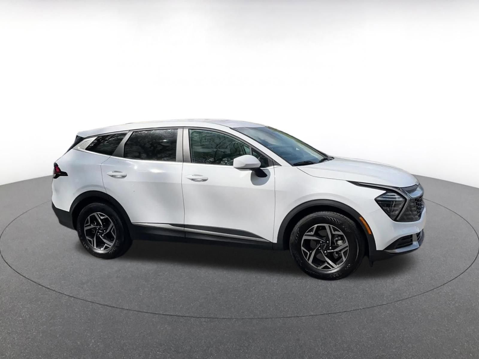 Thumbnail: 2025 Kia Sportage - 2