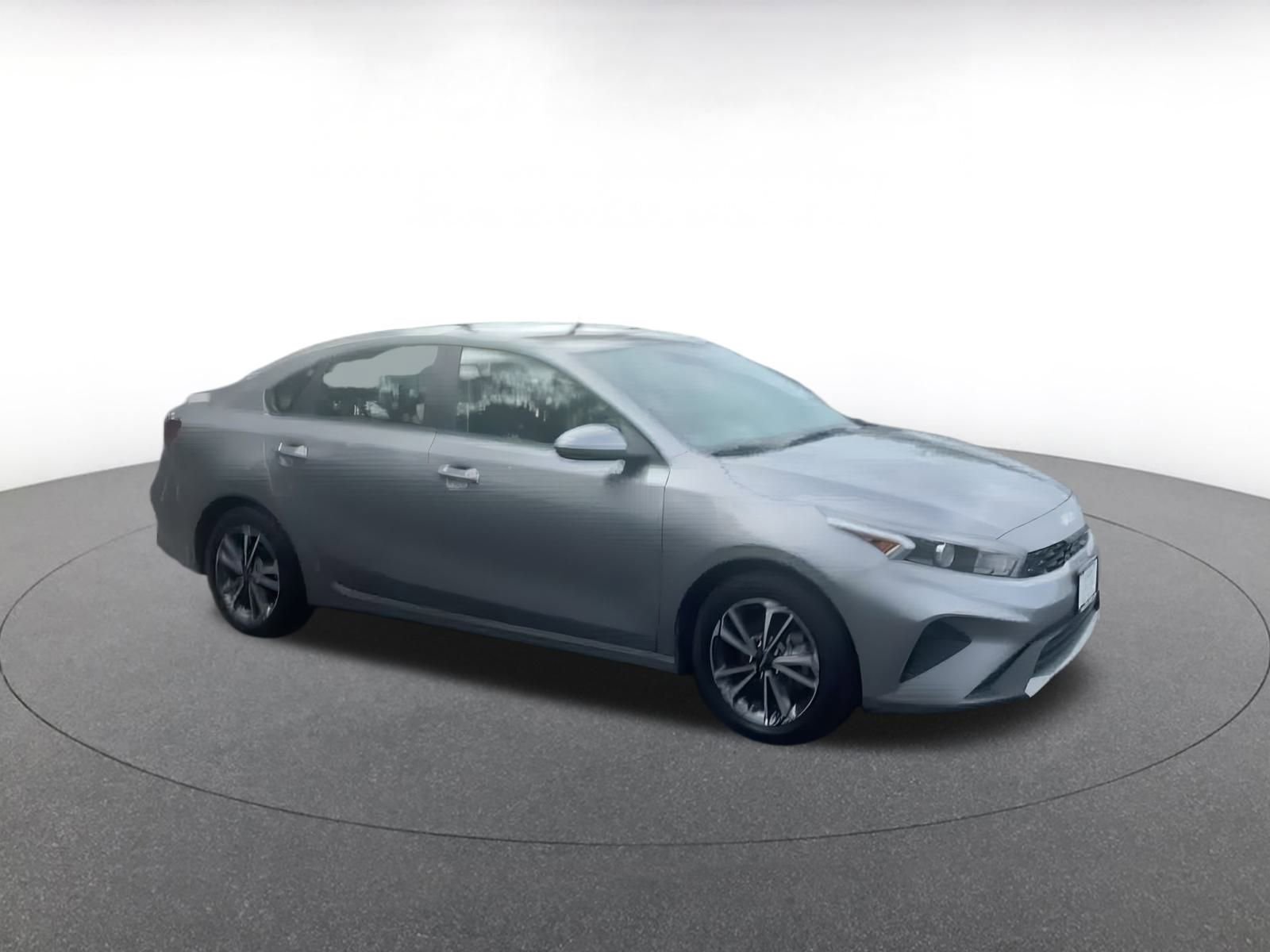 Thumbnail: 2024 Kia Forte - 2